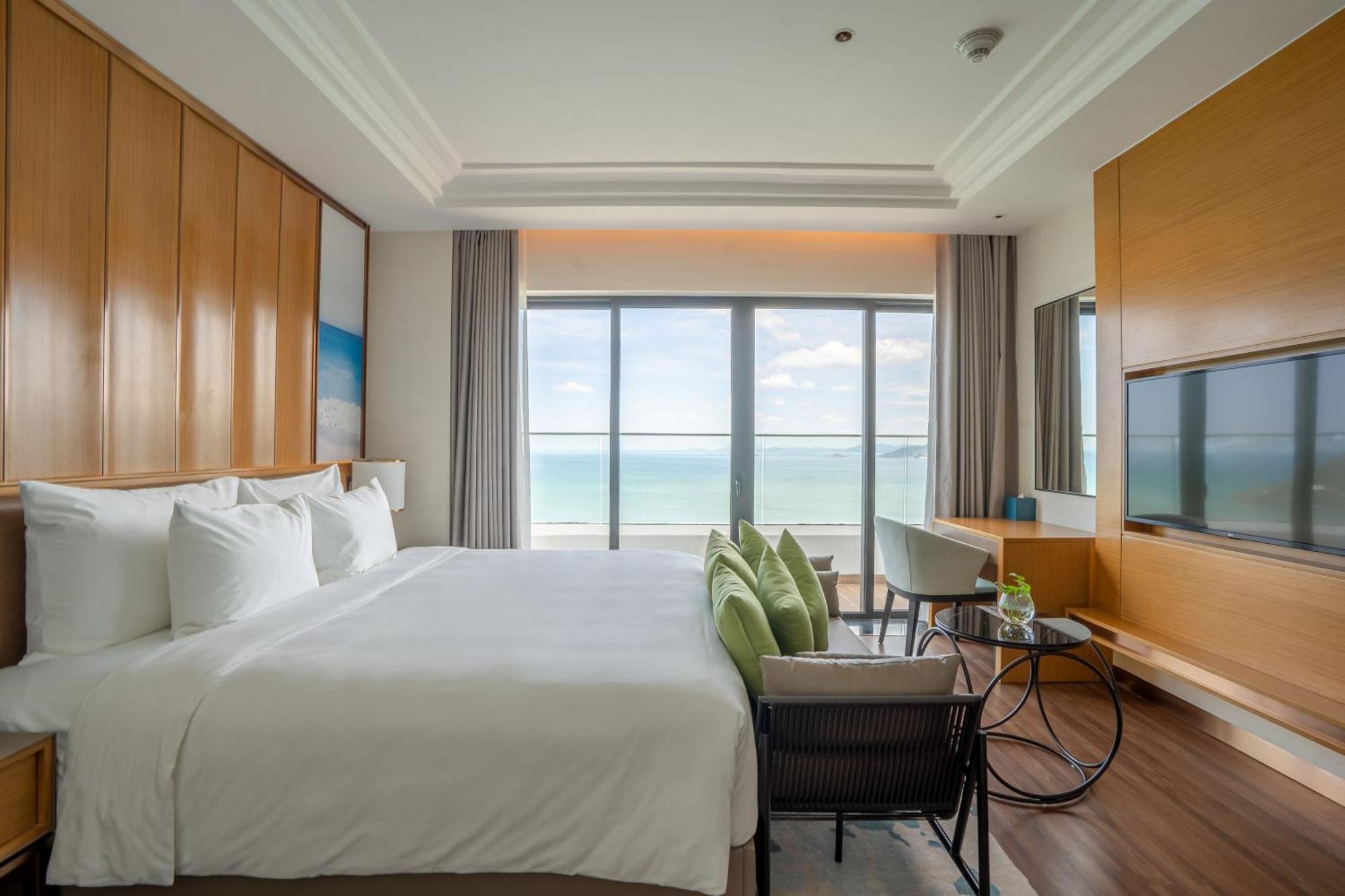Grand Hyams -