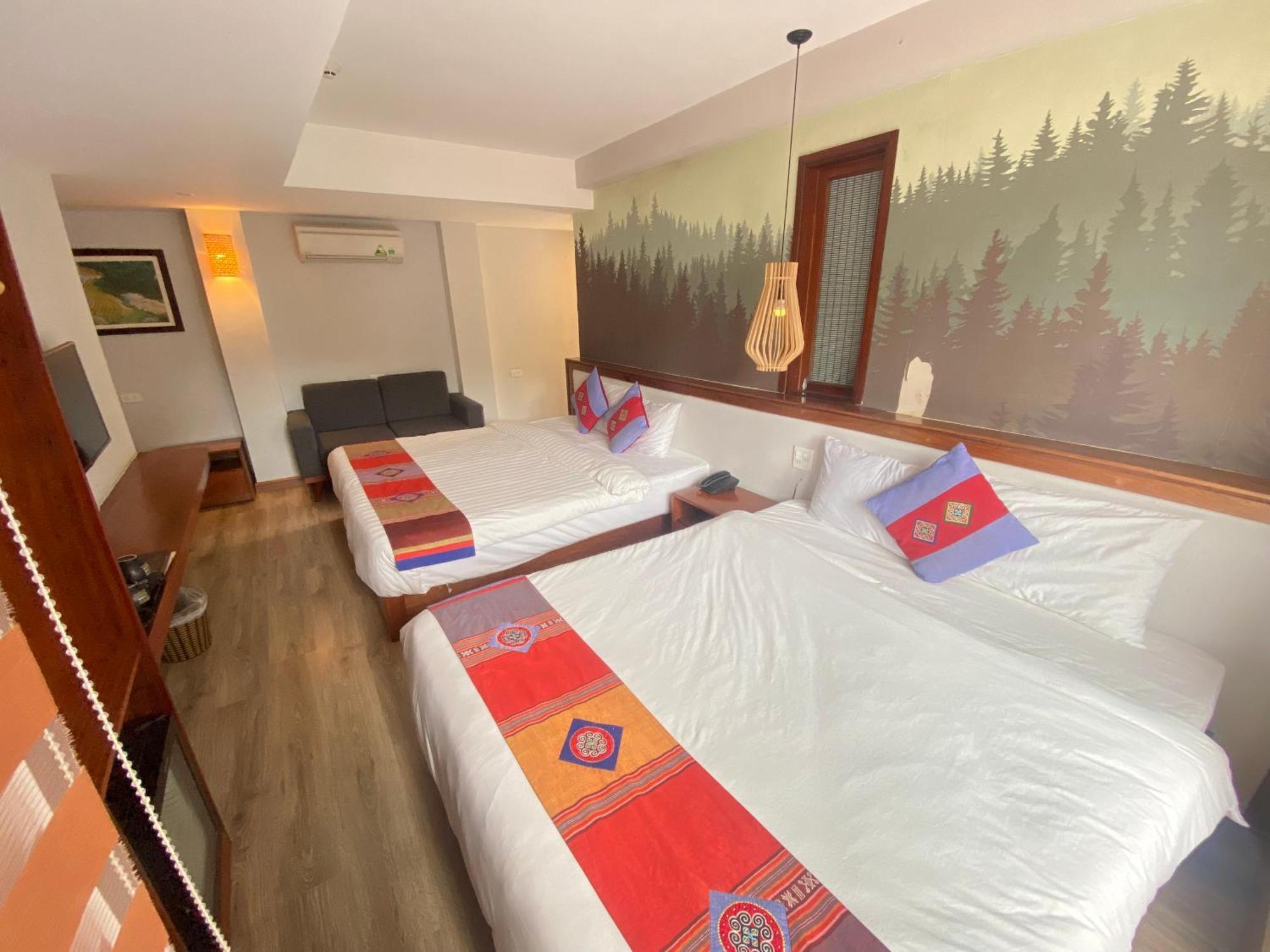 Panorama Hotel 3*