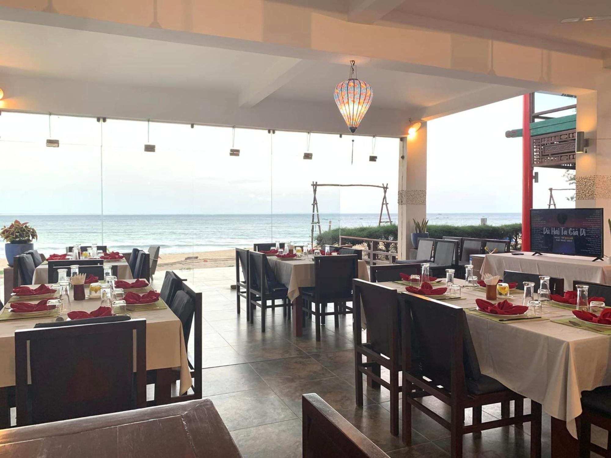 Resort Full Moon Village 4*