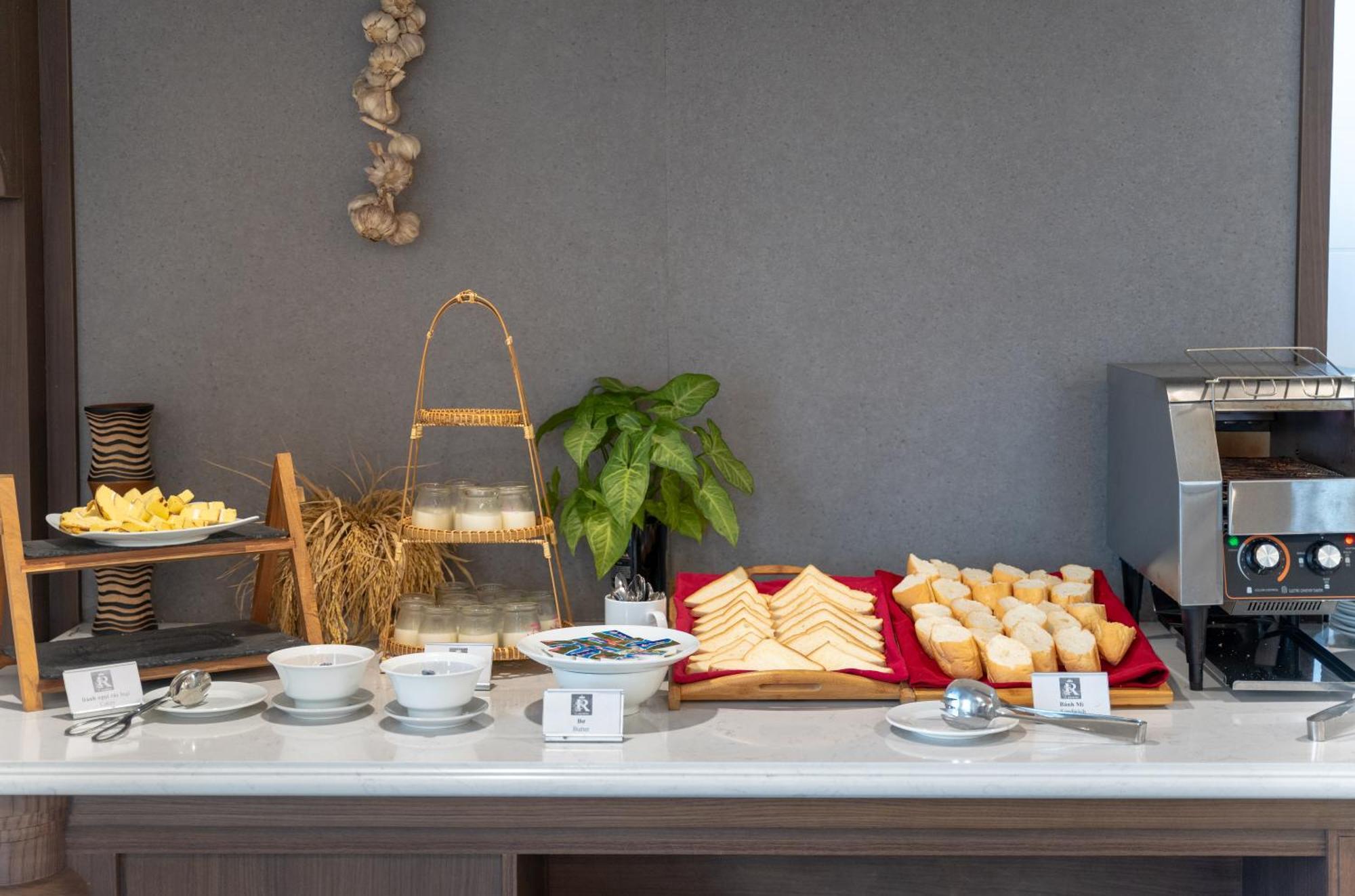 Hotel Rex Quang Binh Dong Hoi