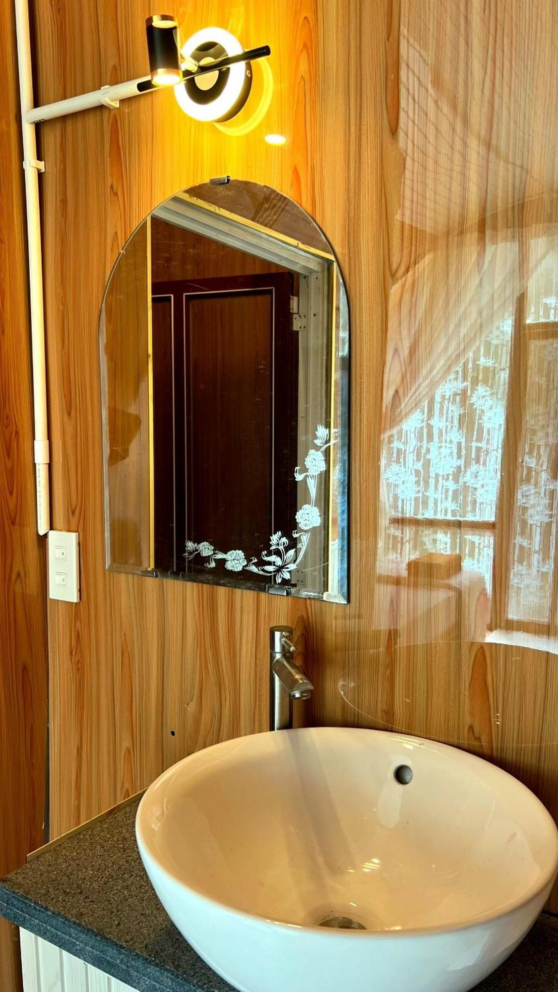 Phu Nam House - Lodge *