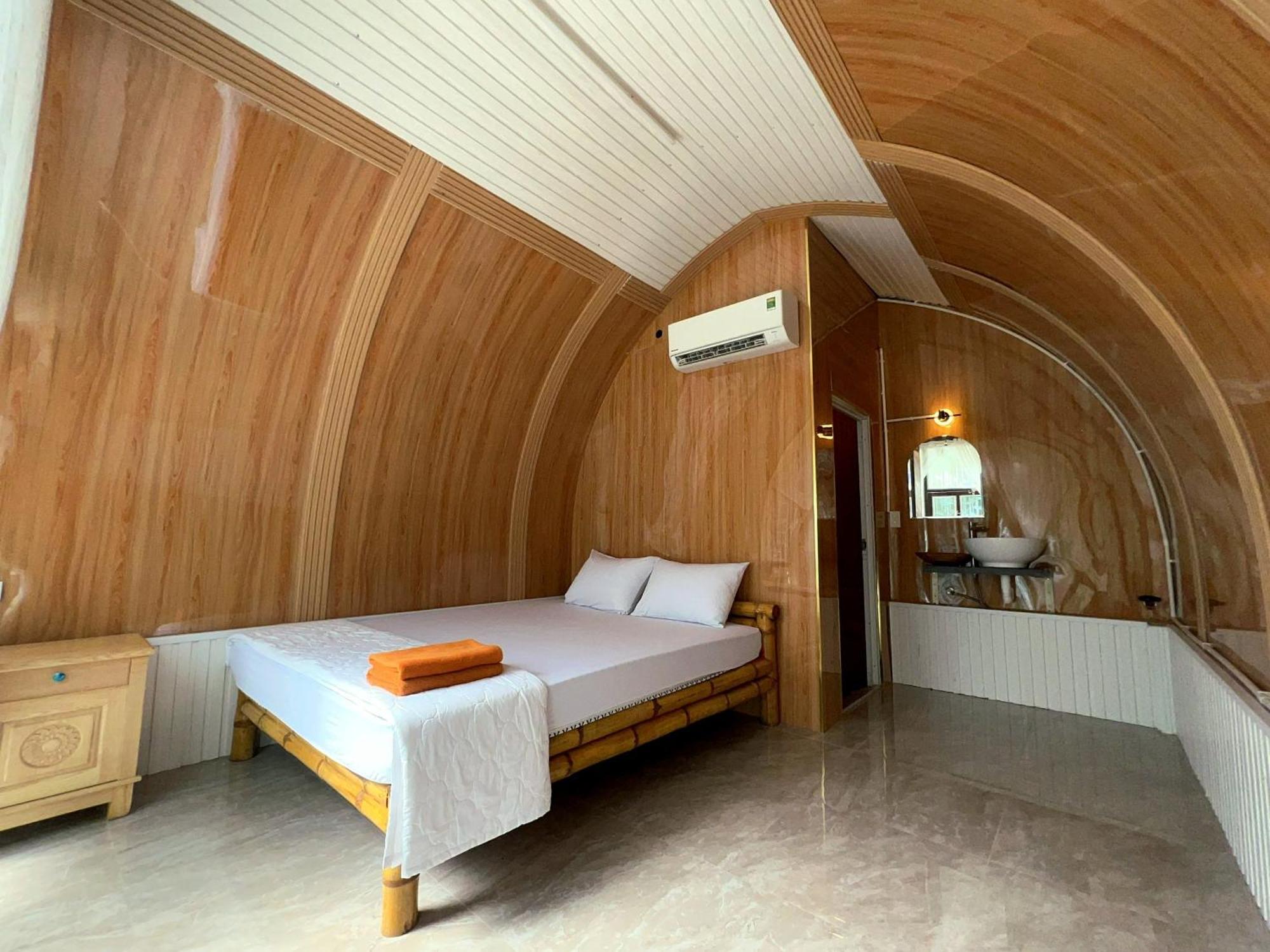 Phu Nam House - Lodge *
