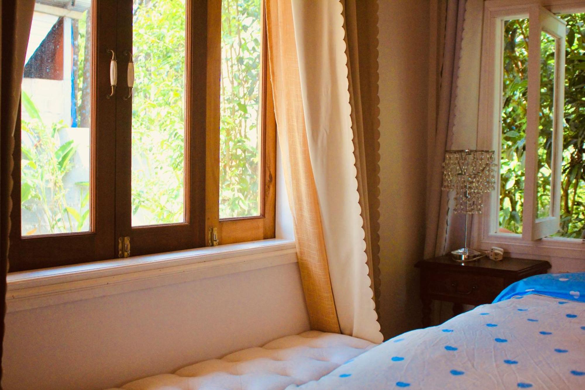 Bed & Breakfast Nomad Hill Hue