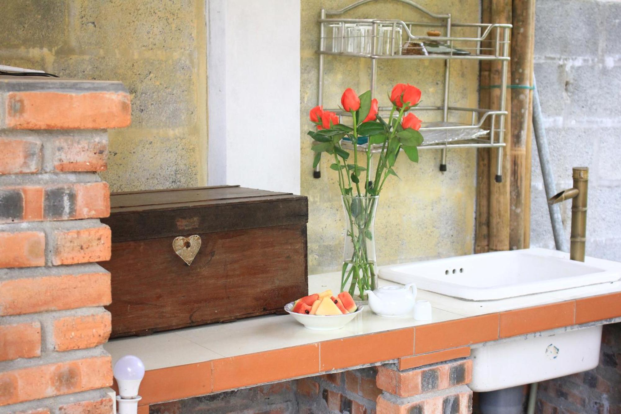 Nomad Hill Bed & Breakfast *