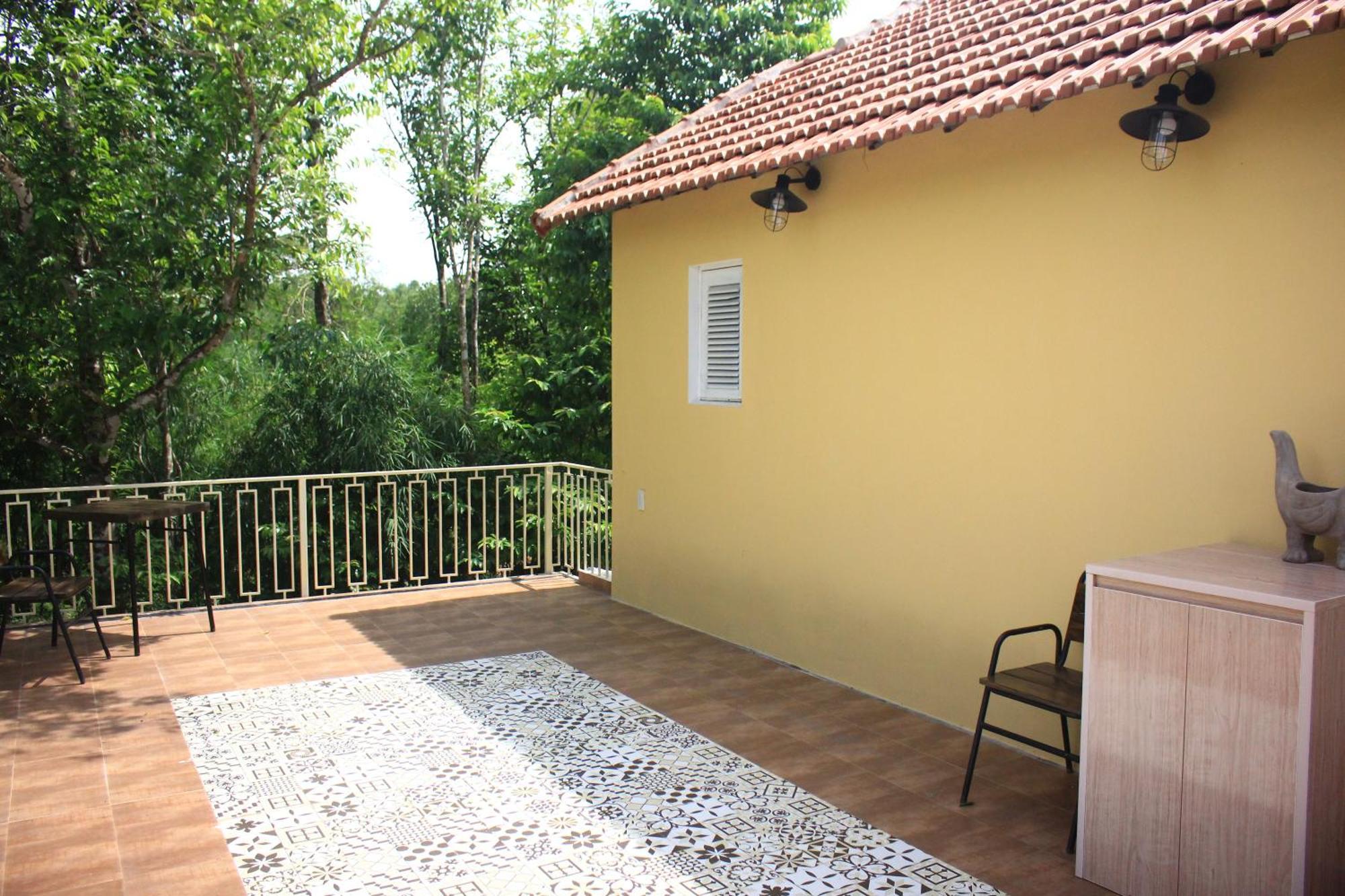 Bed & Breakfast Nomad Hill *