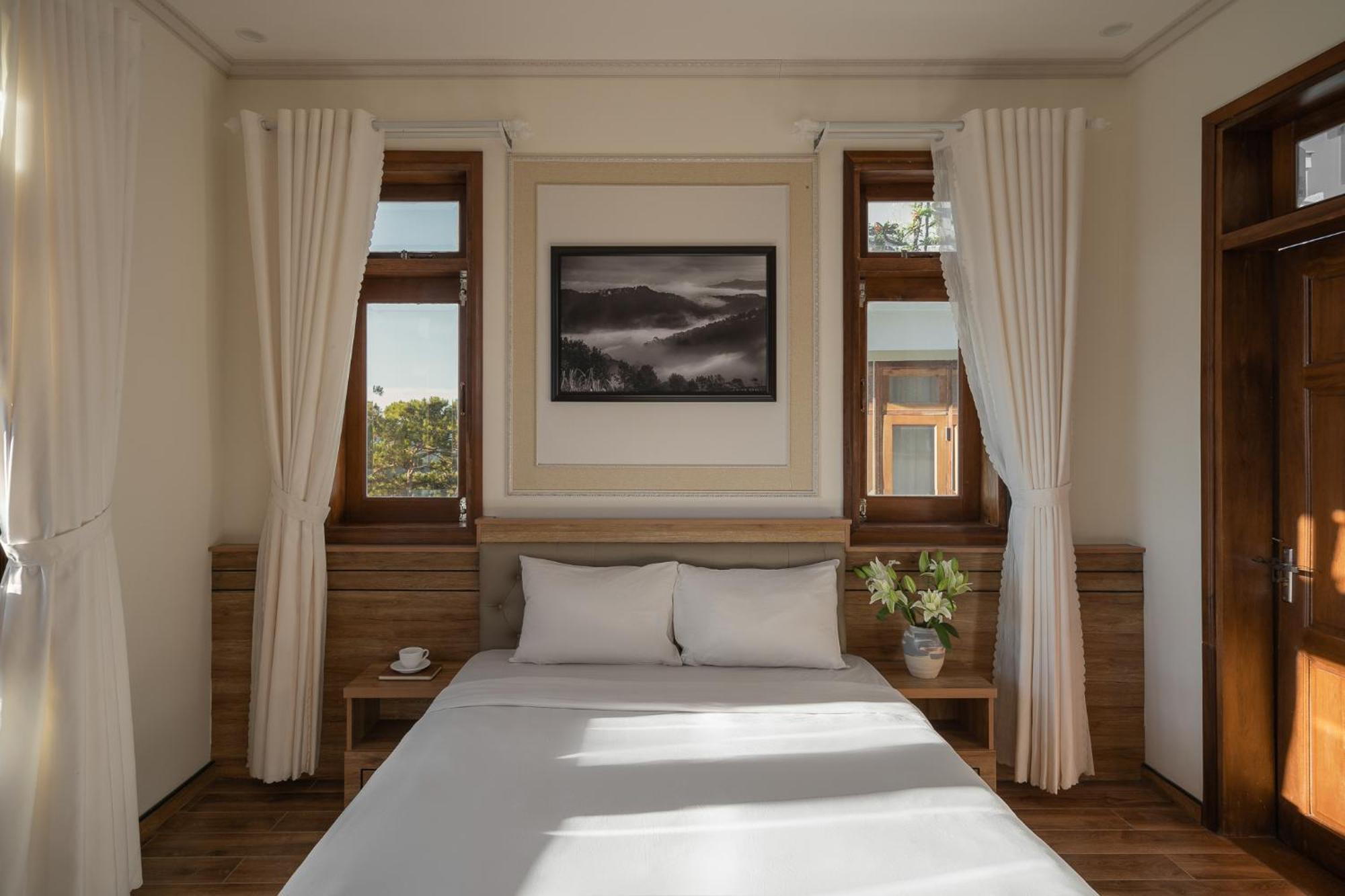 Hotel Moon Valley