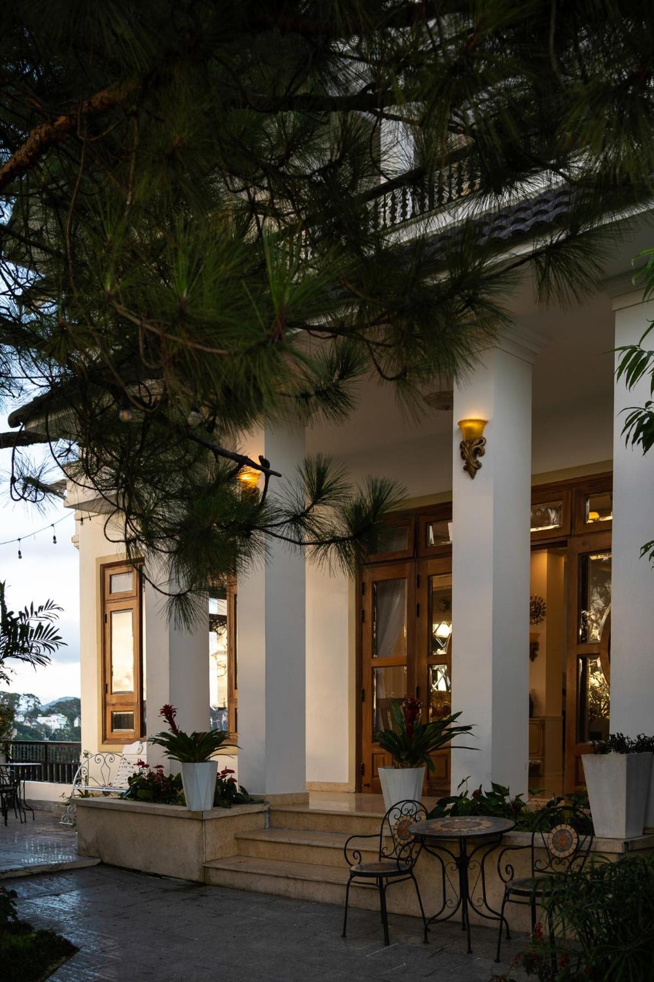 Moon Valley Hotel 2*