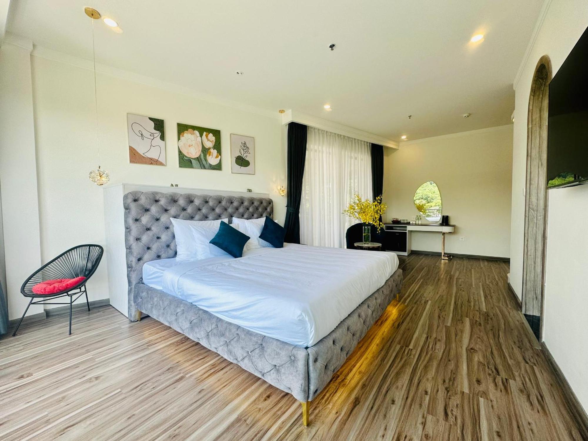 Memory - Valley View Hotel