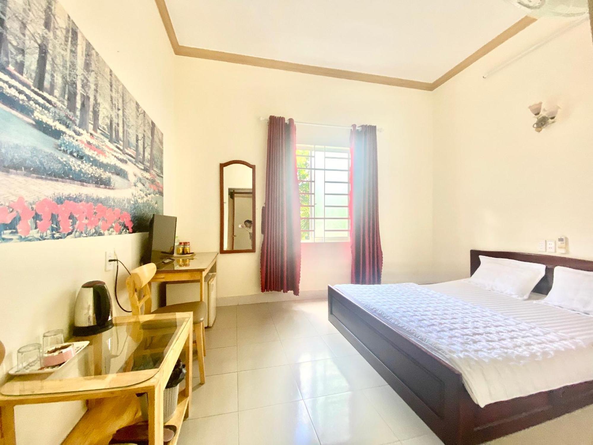 Hotel Khach San Ban Me Xanh 3*