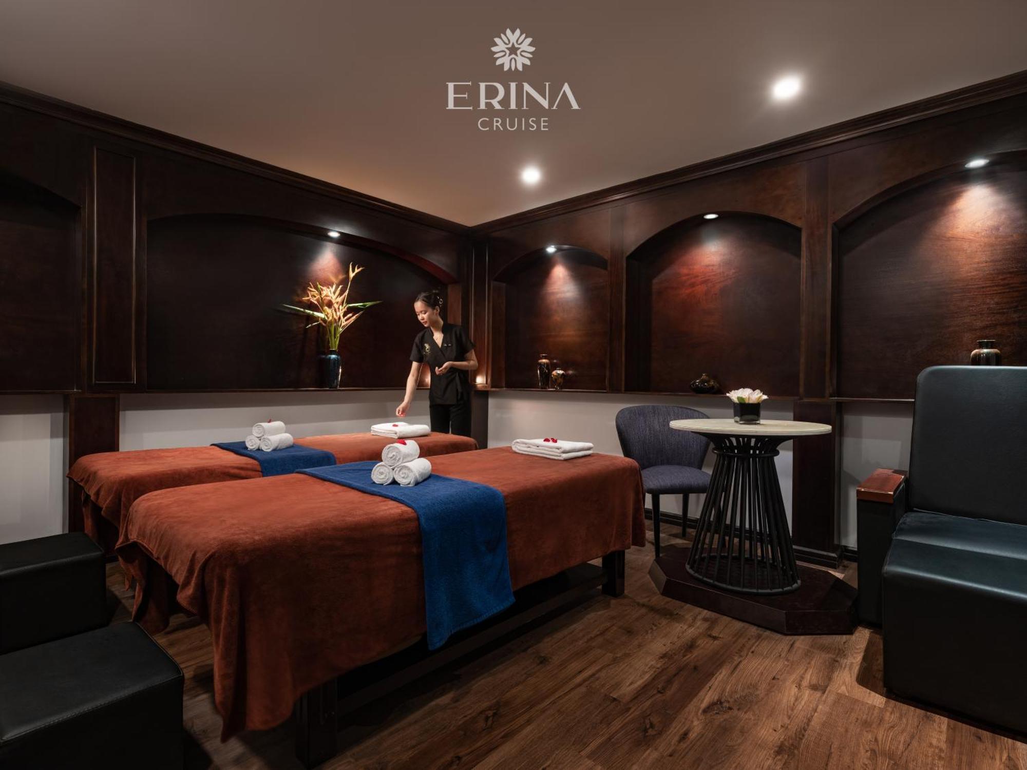 Erina Cruise By Hag Ha Long