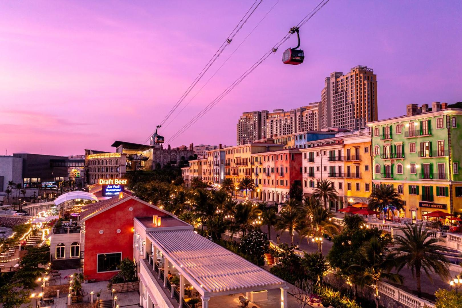 Roma - Free Airport Shuttle & Sunset Town Tour Khách sạn