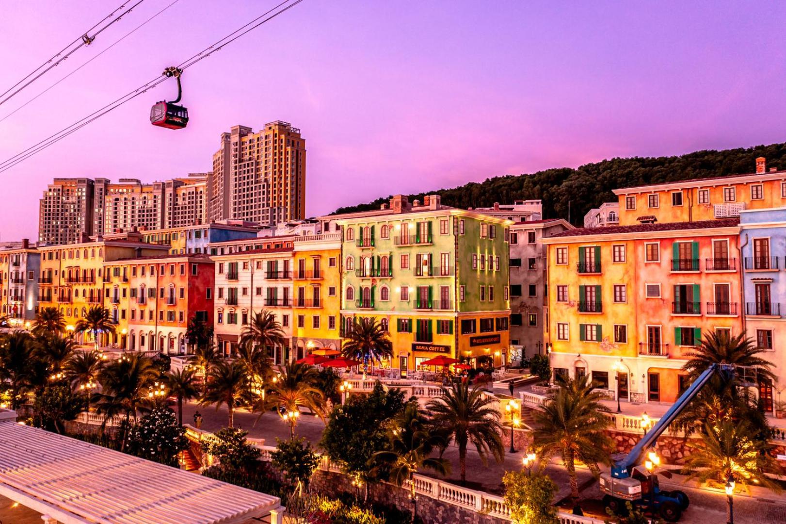 Roma - Free Airport Shuttle & Sunset Town Tour Khách sạn 4*