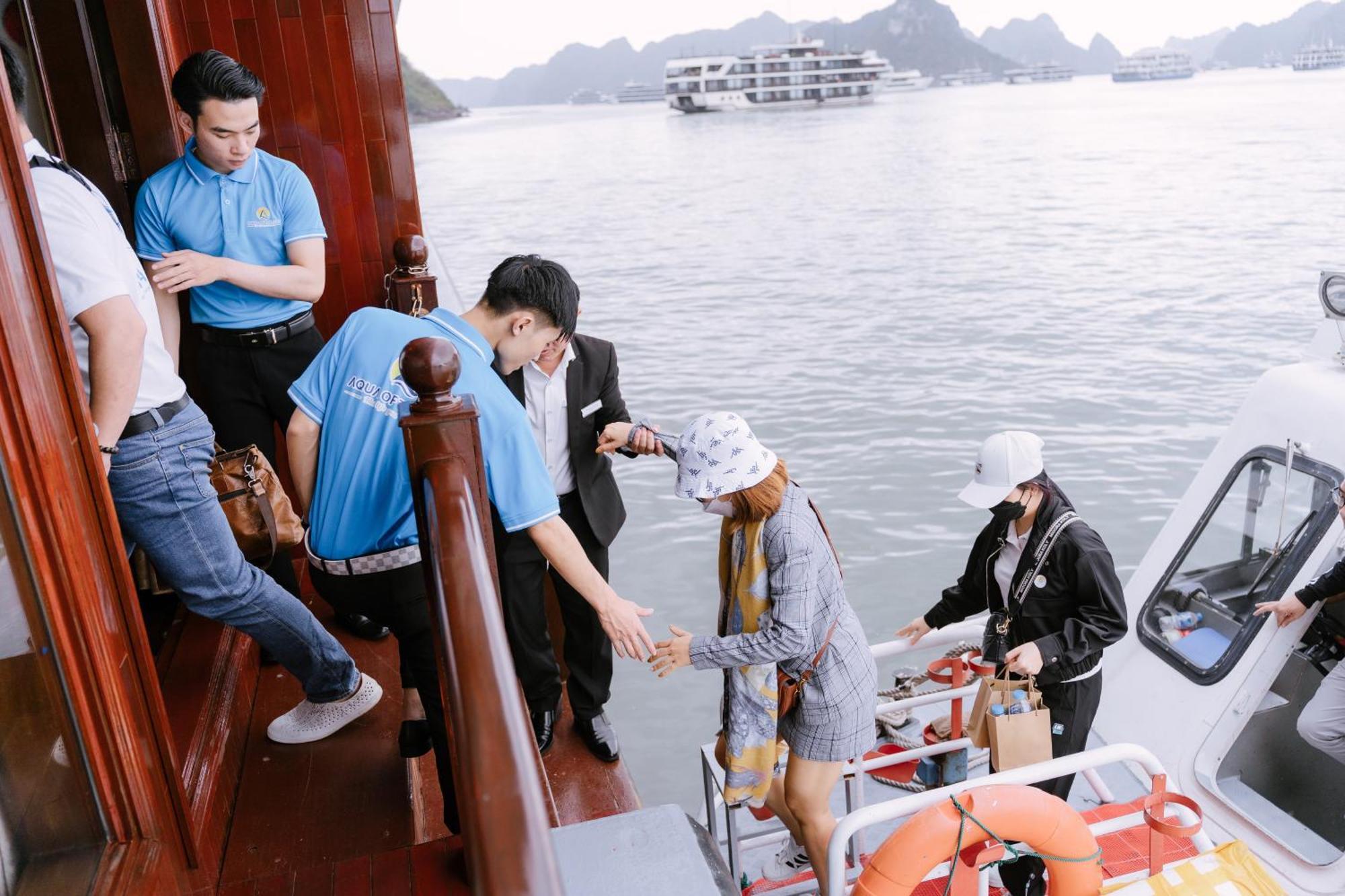 Aqua Of The Seas Cruise Halong