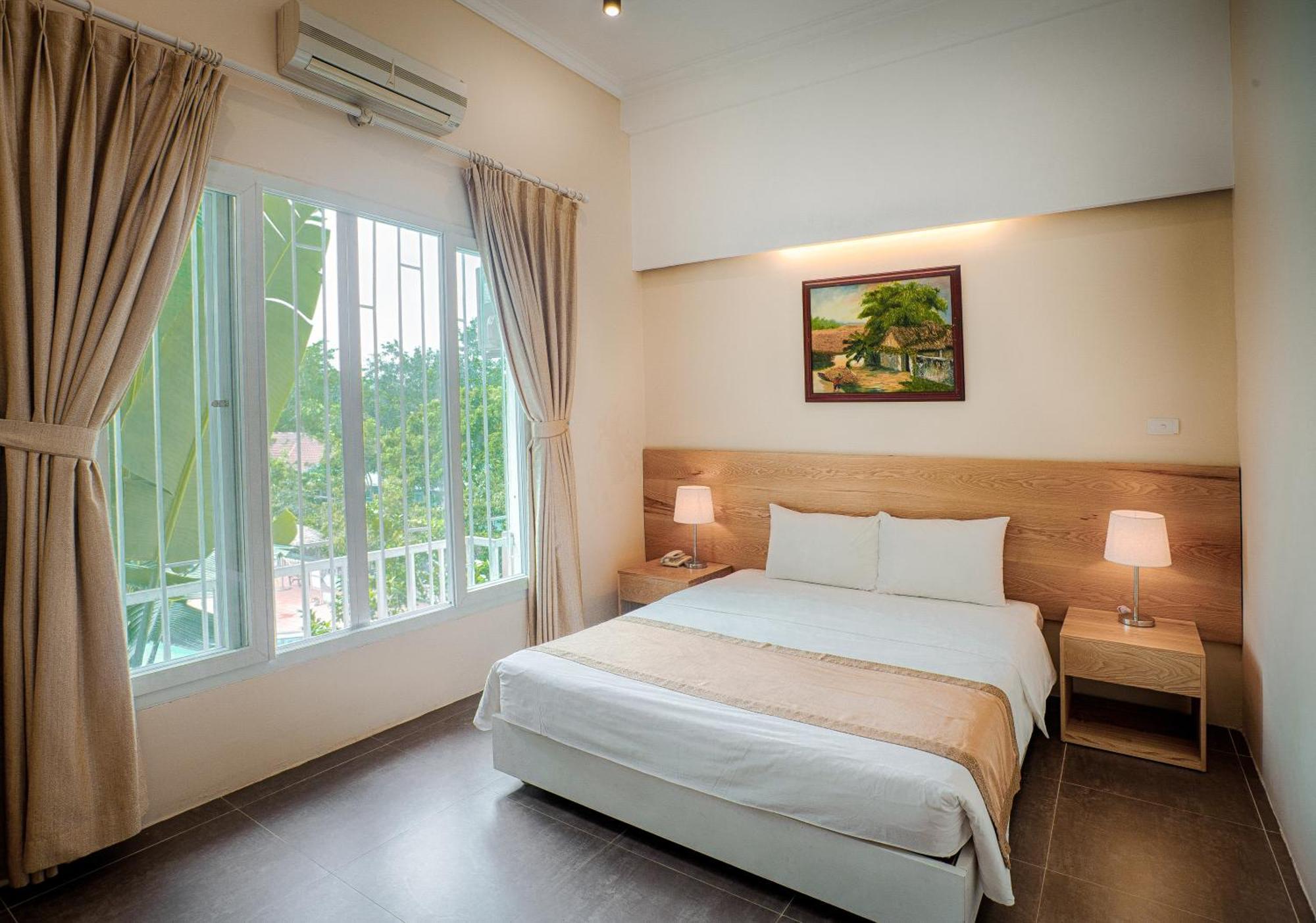 Khách sạn Vresort Kim Boi - 3*