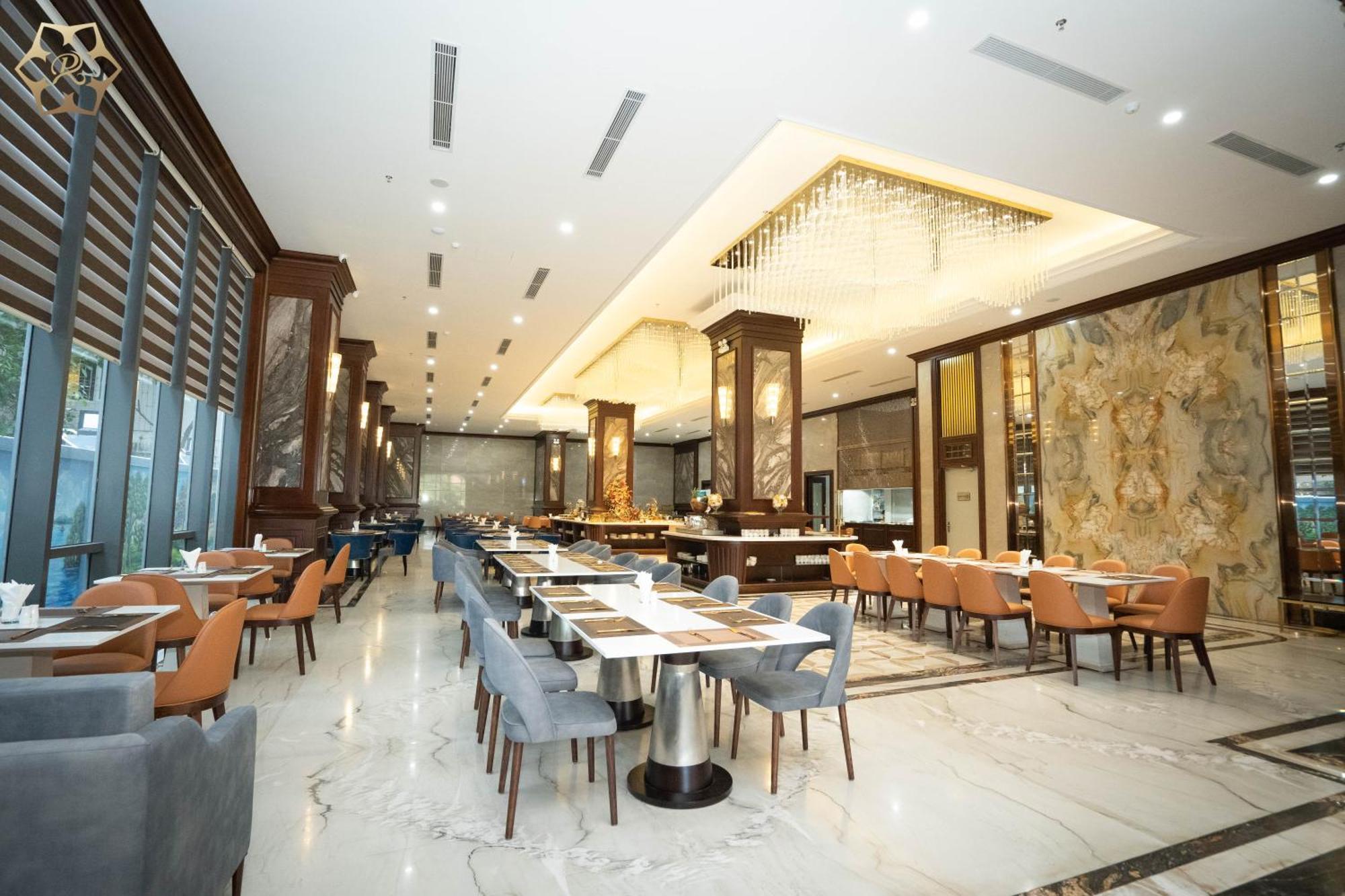 Hotel Cua Dong Luxury