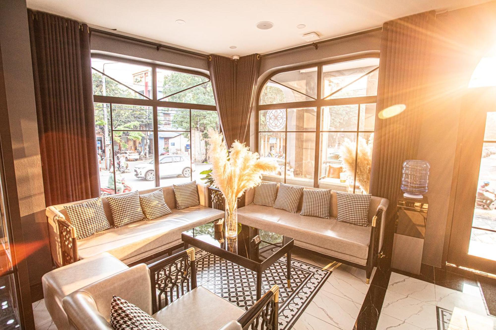 La Maison Boutique Hotel *