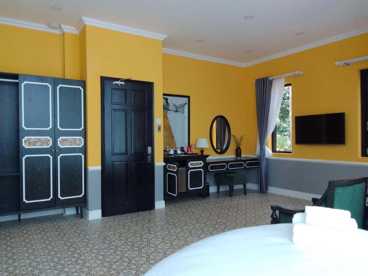 Resort Omirita *