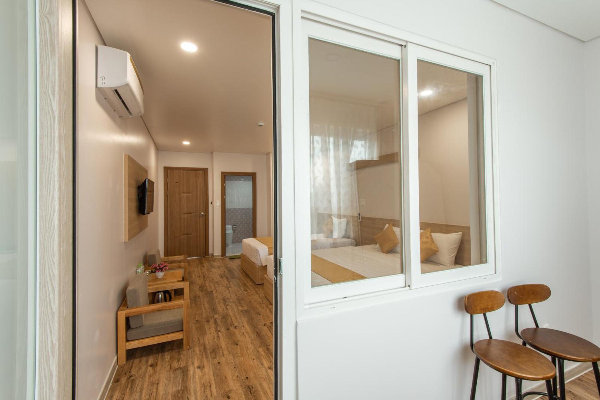 Summer Dream Hotel