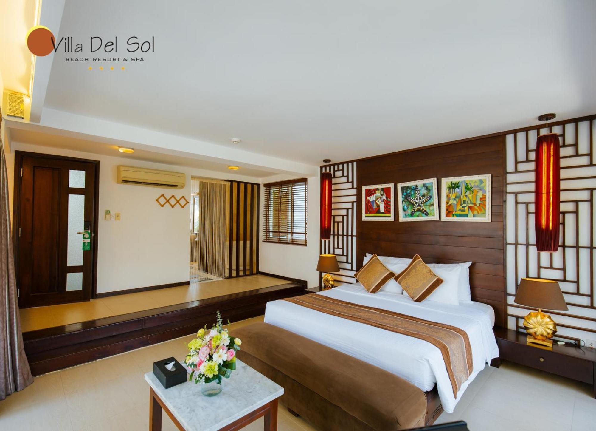 Del Sol & Resort 4*