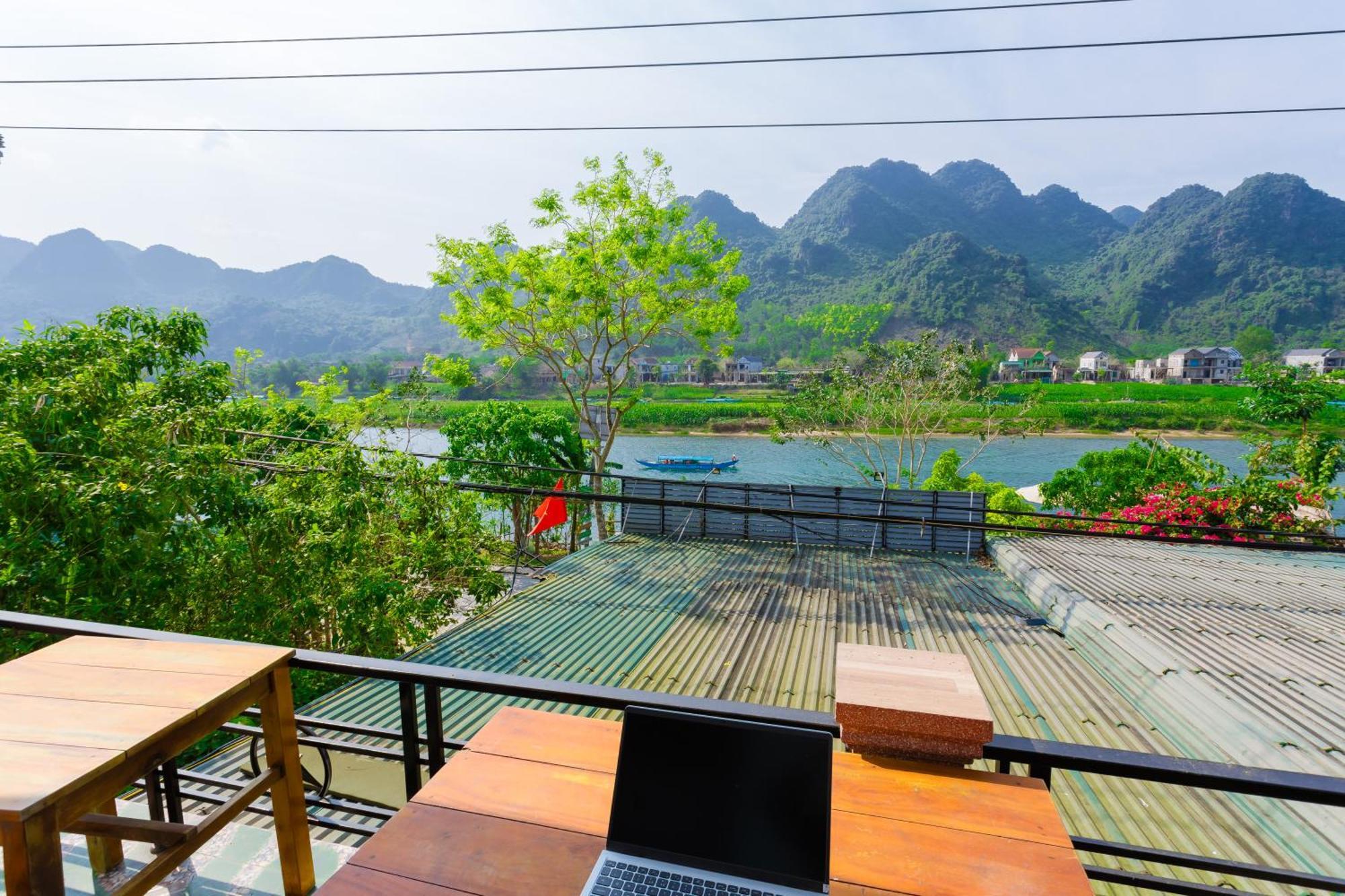 Bed & Breakfast Son River 2*