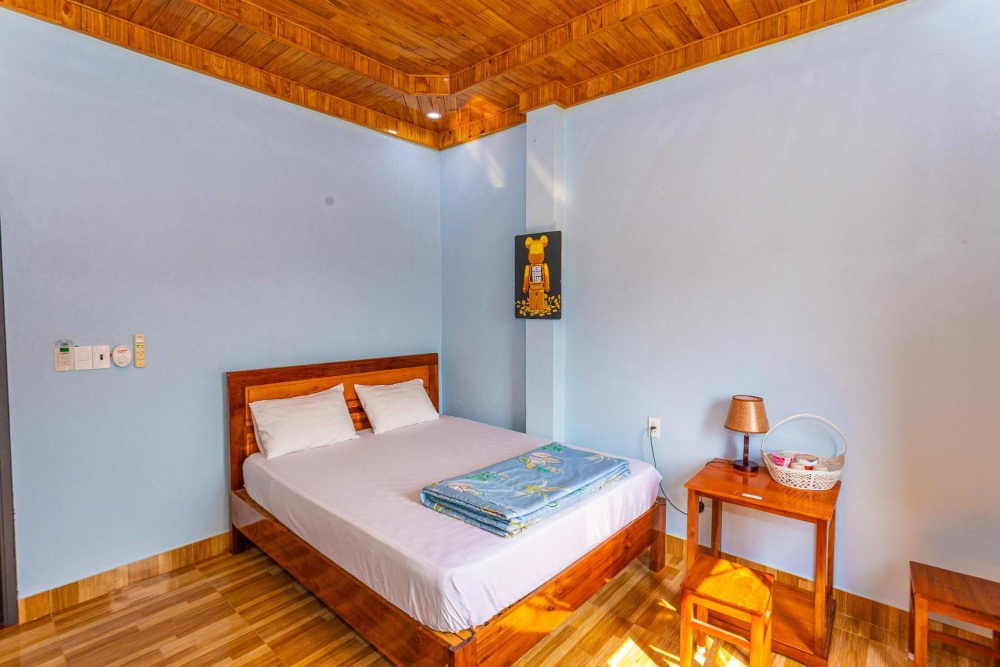 Bed & Breakfast Son River Phong Nha