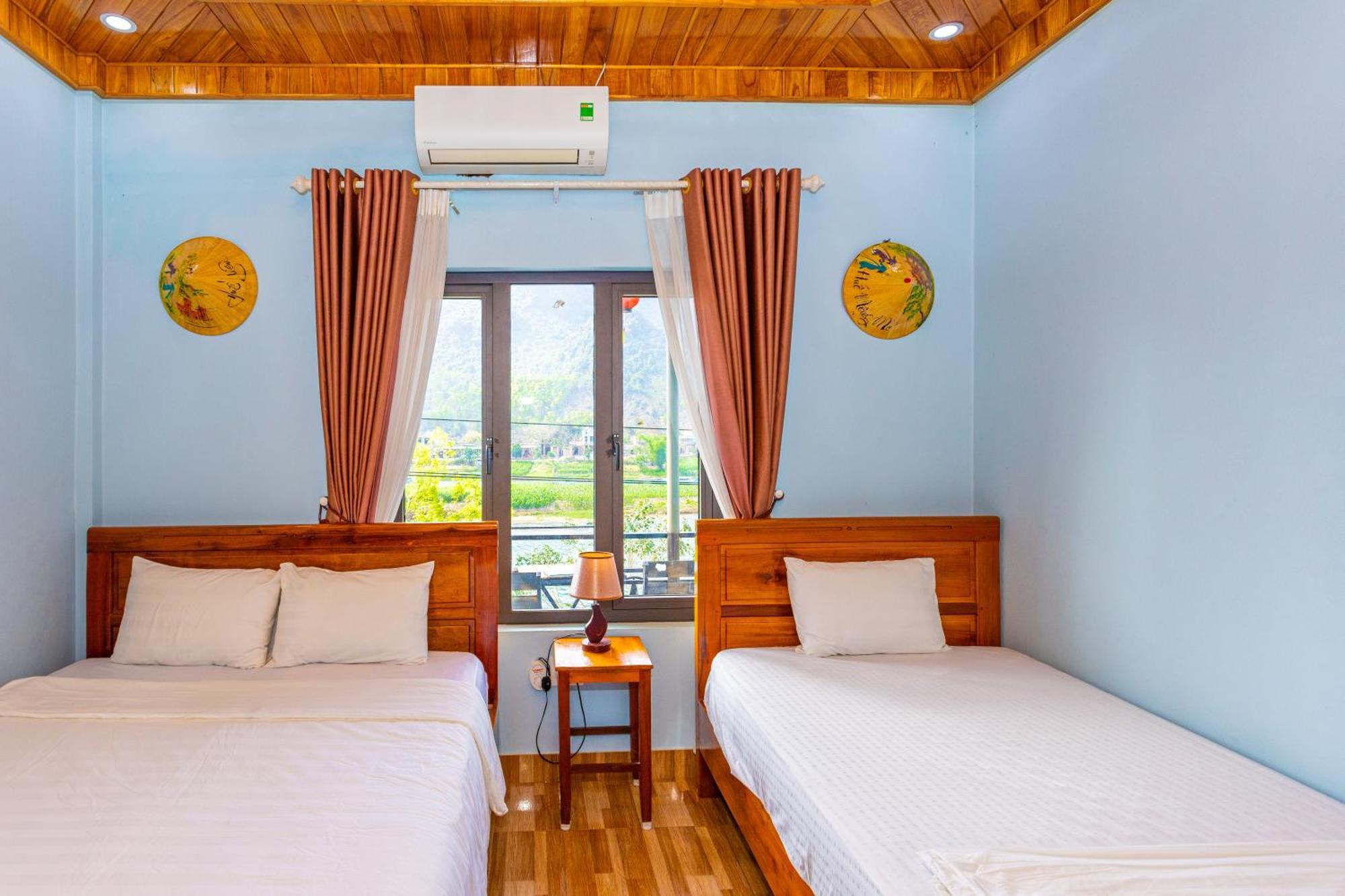 Bed & Breakfast Son River 2*