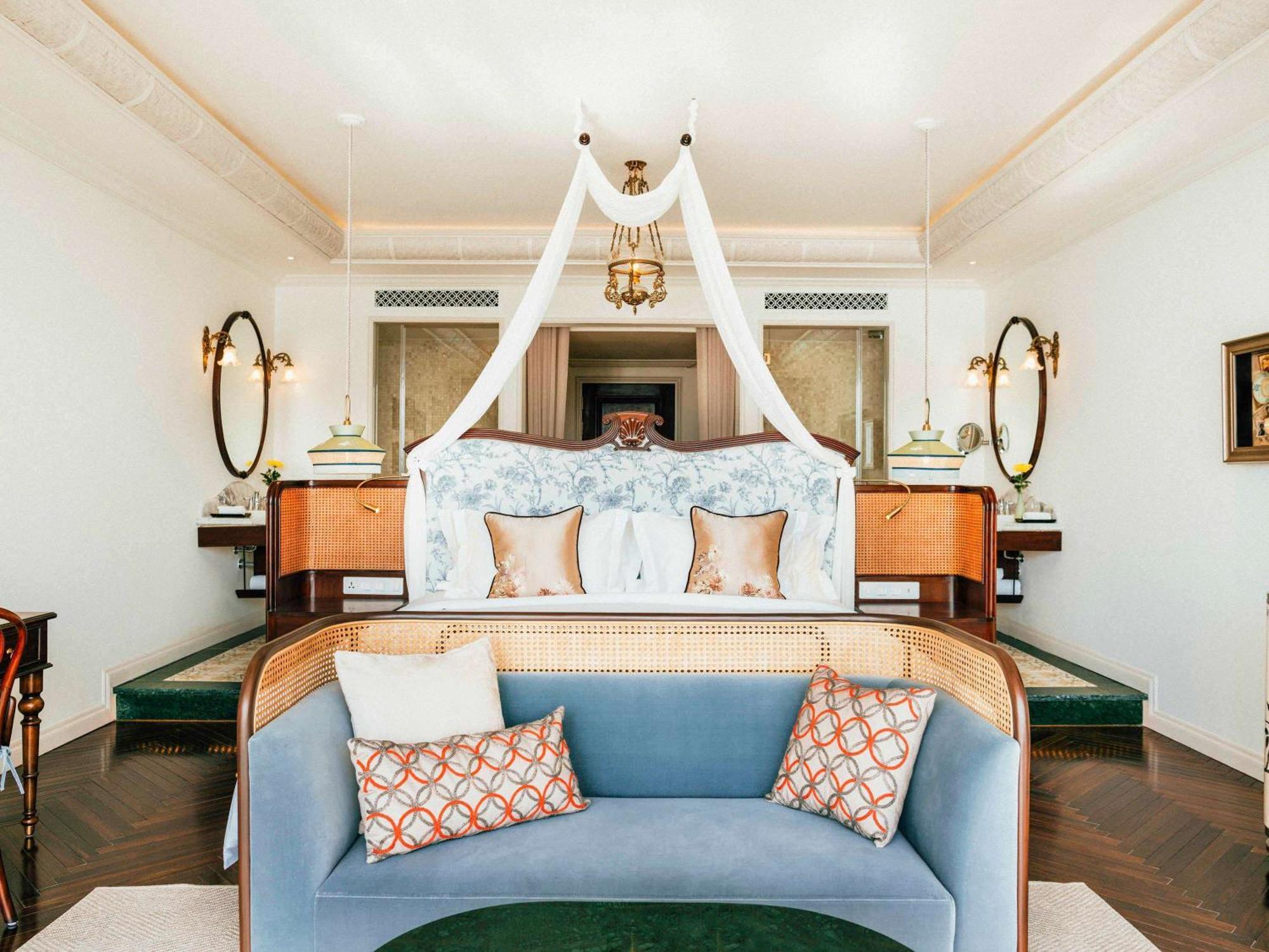 Hotel Perle D'orient Cat Ba - Mgallery Chan Chau
