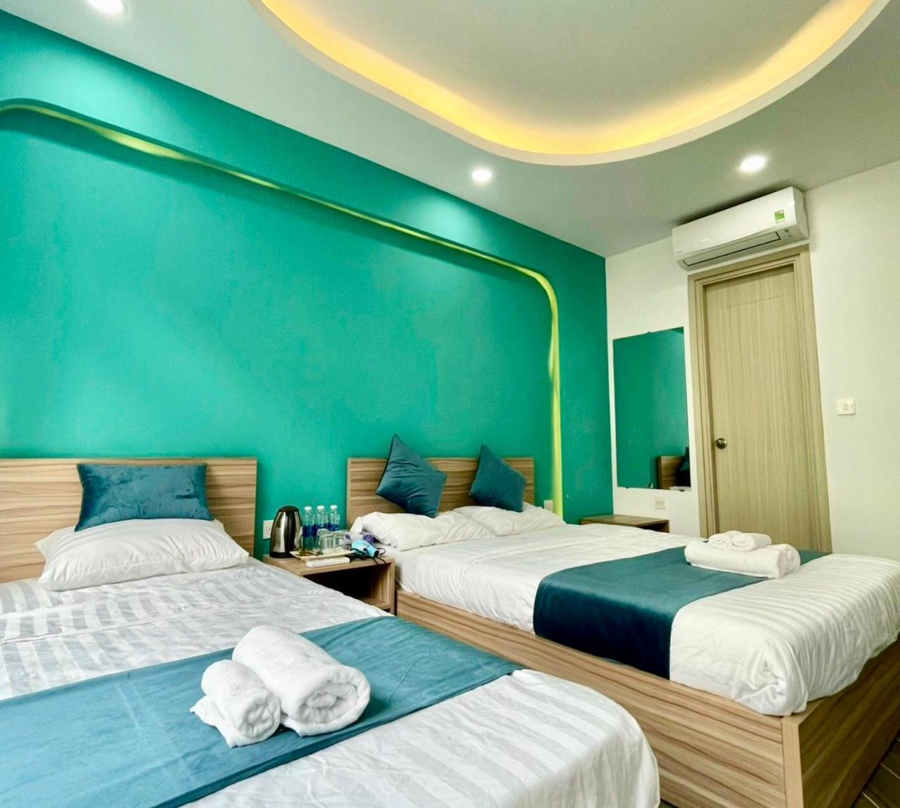 Hotel Teddy 108 & Cafe - 3 Stars - Grand World 3*