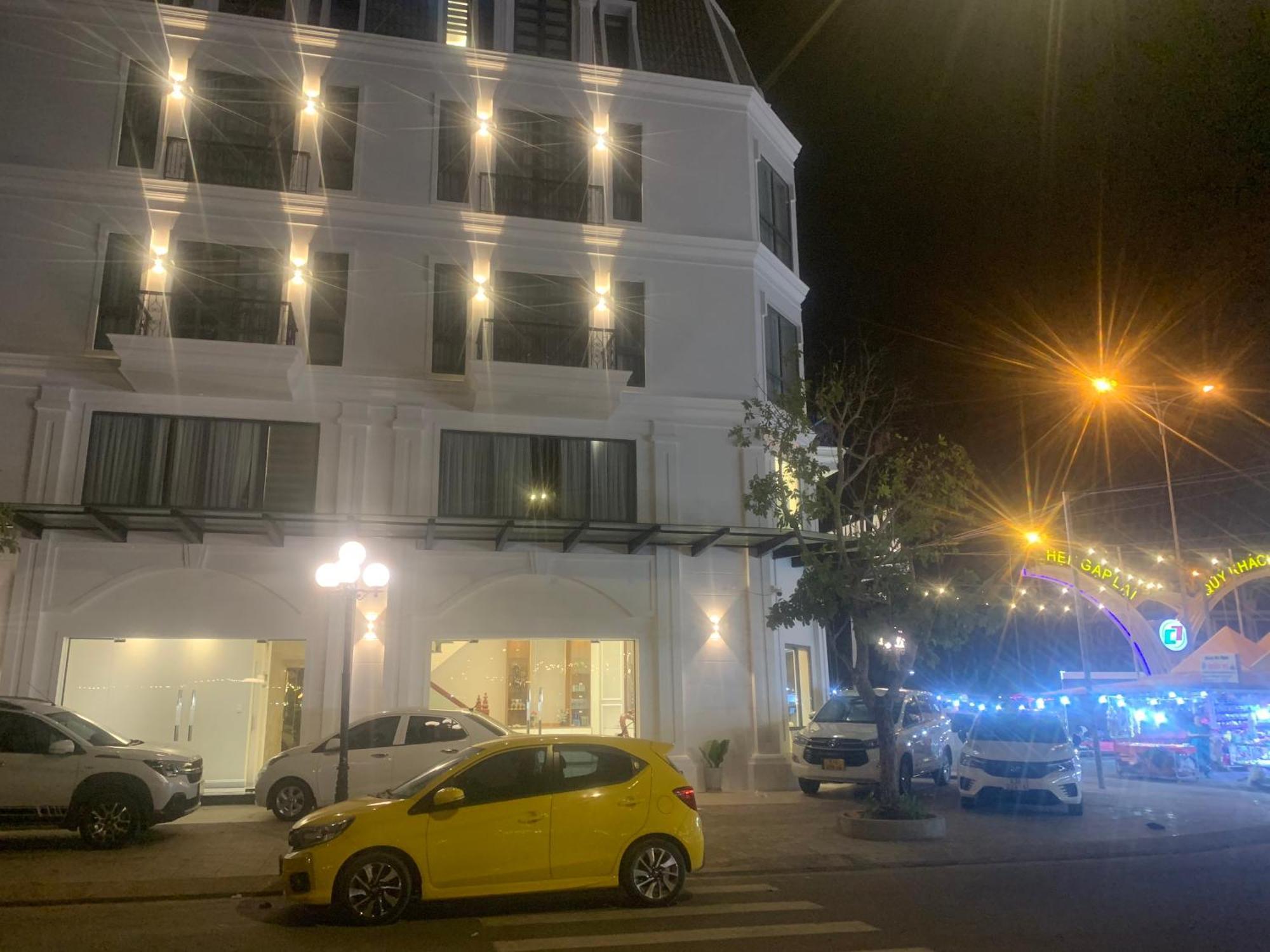 Ha Hung Panorama Hà Tiên