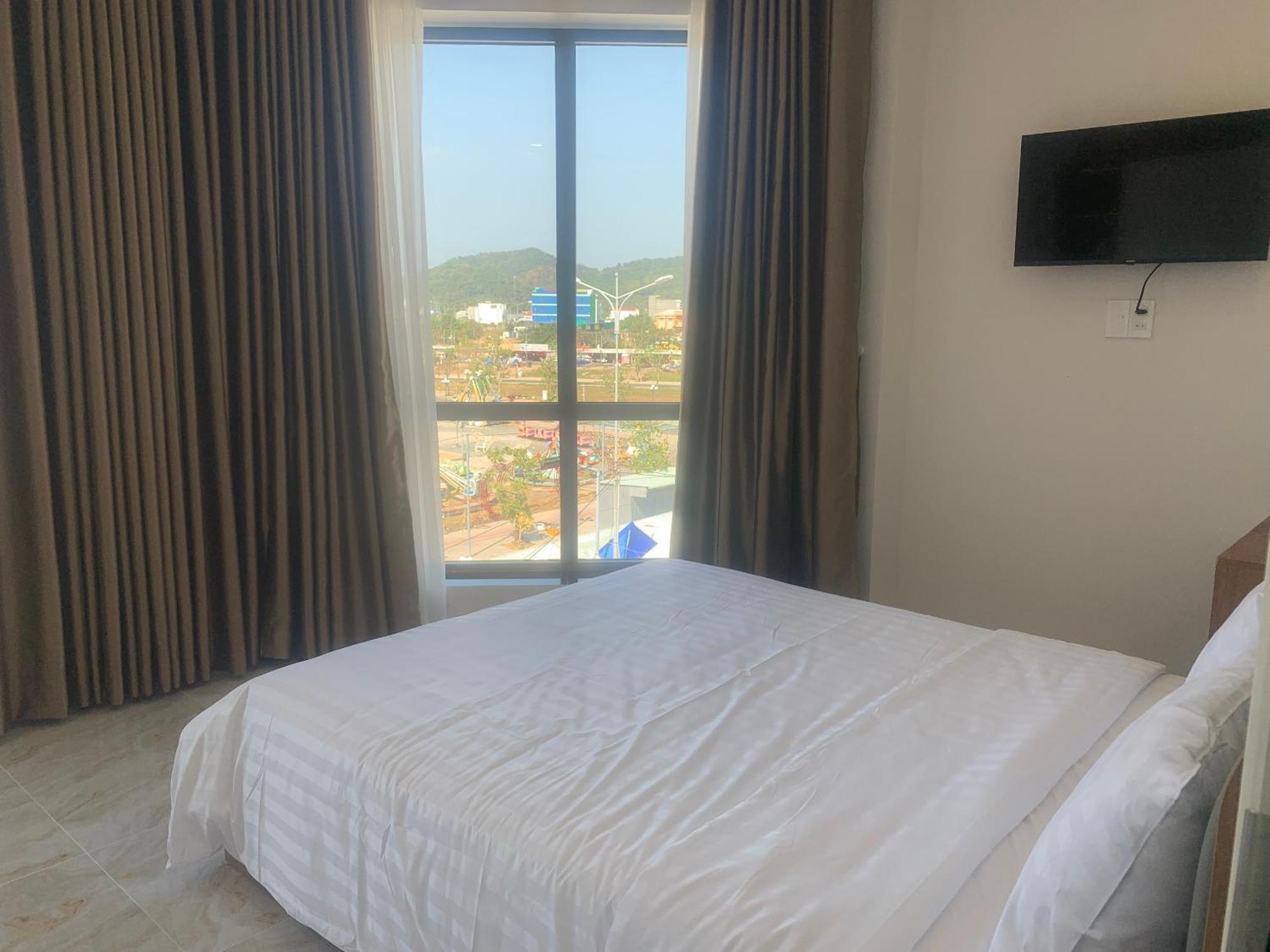 Khách sạn Ha Hung Panorama