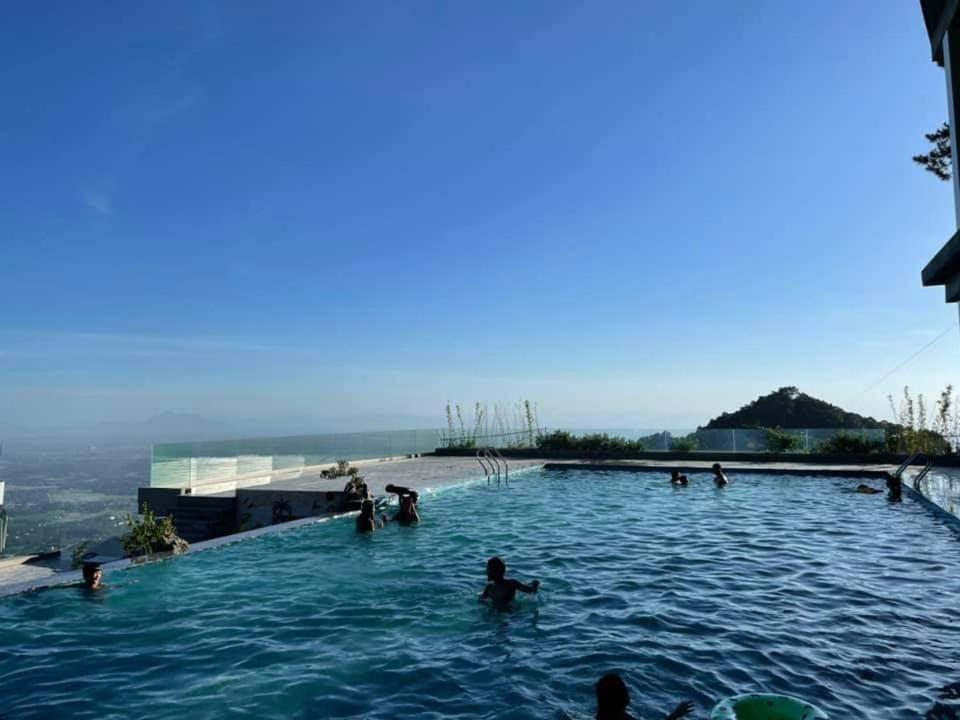 Ruby Hotel Tam Ðảo