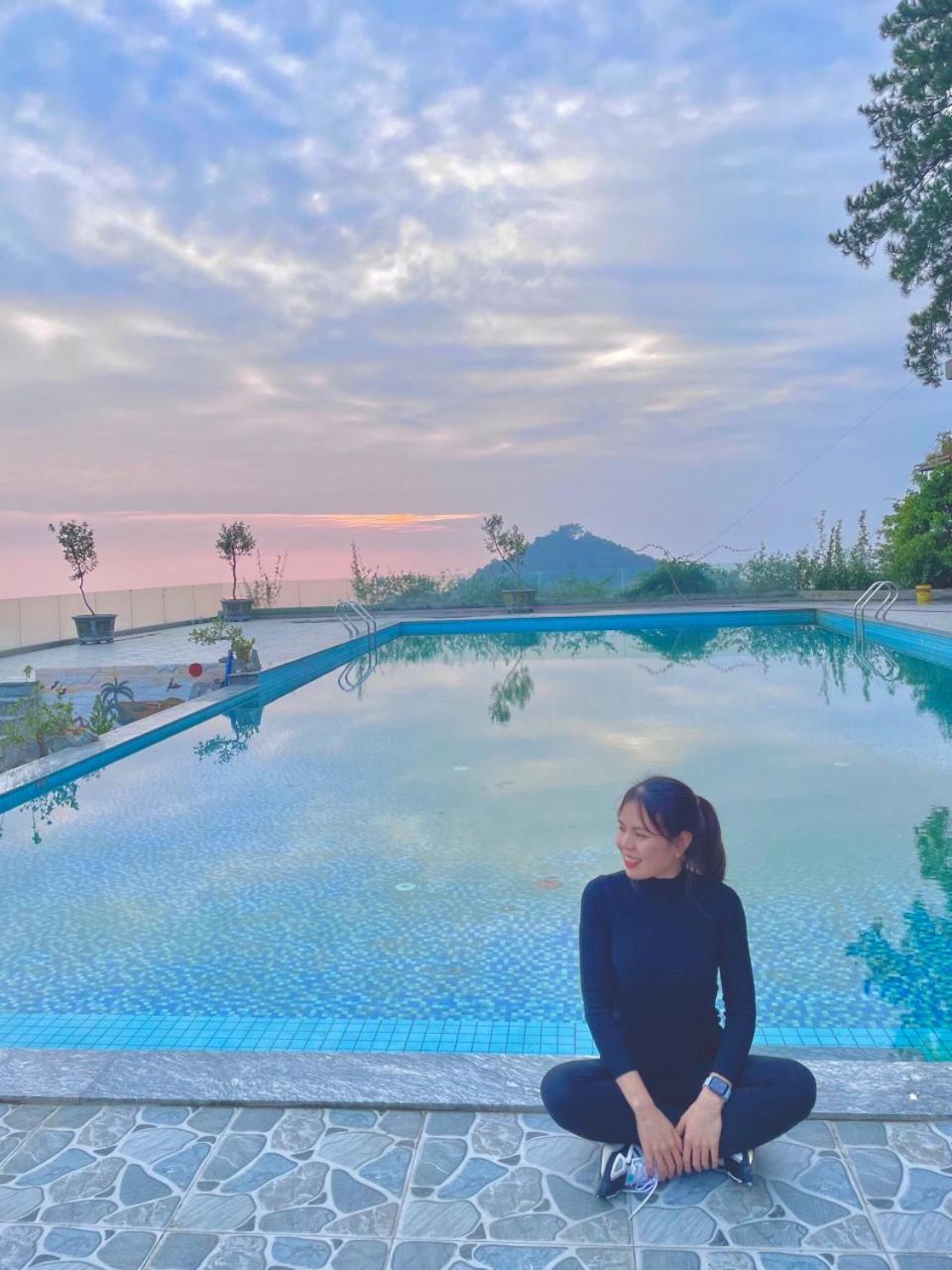Ruby Tam Ðảo