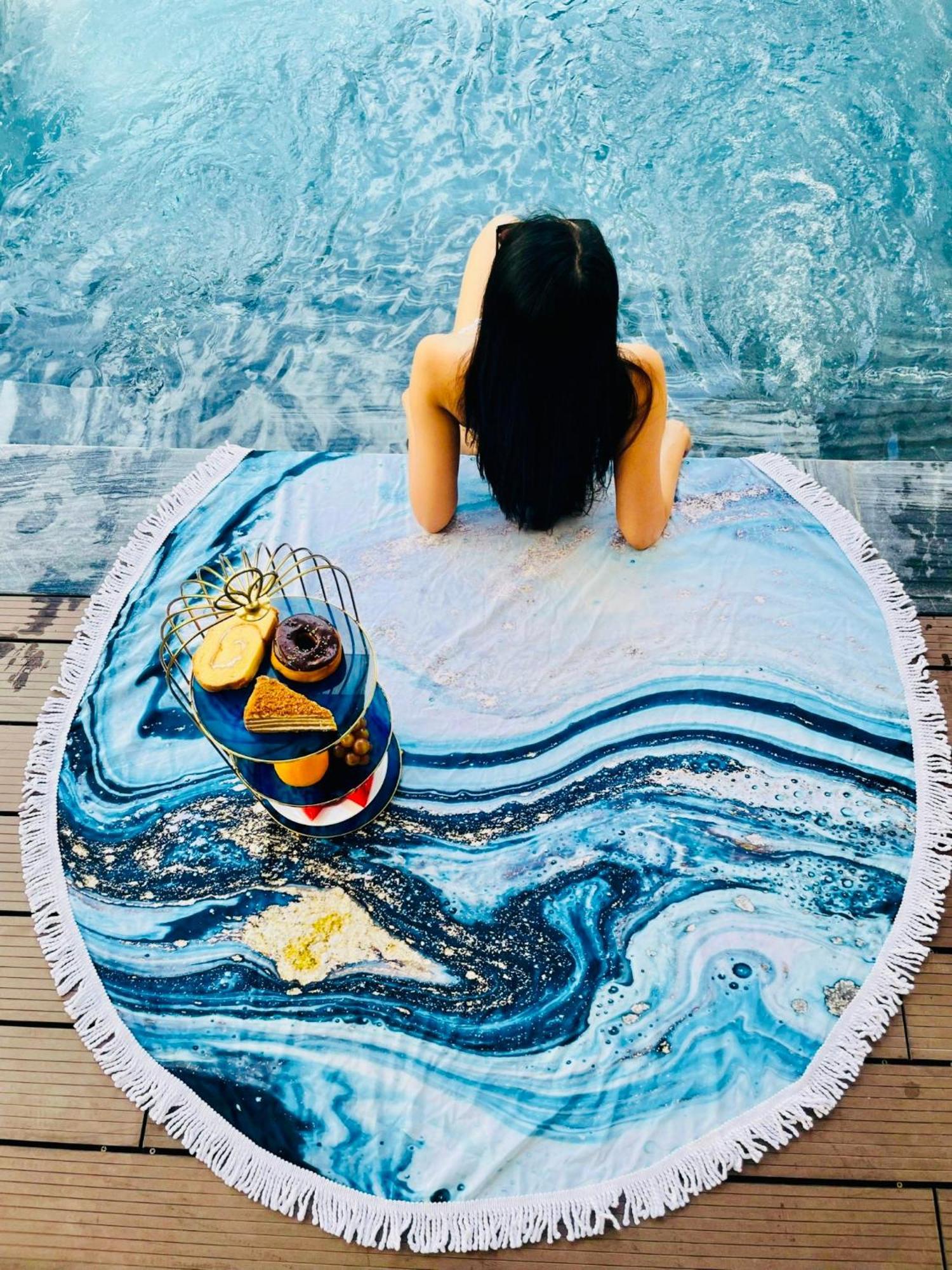 Mysterio Pool & *