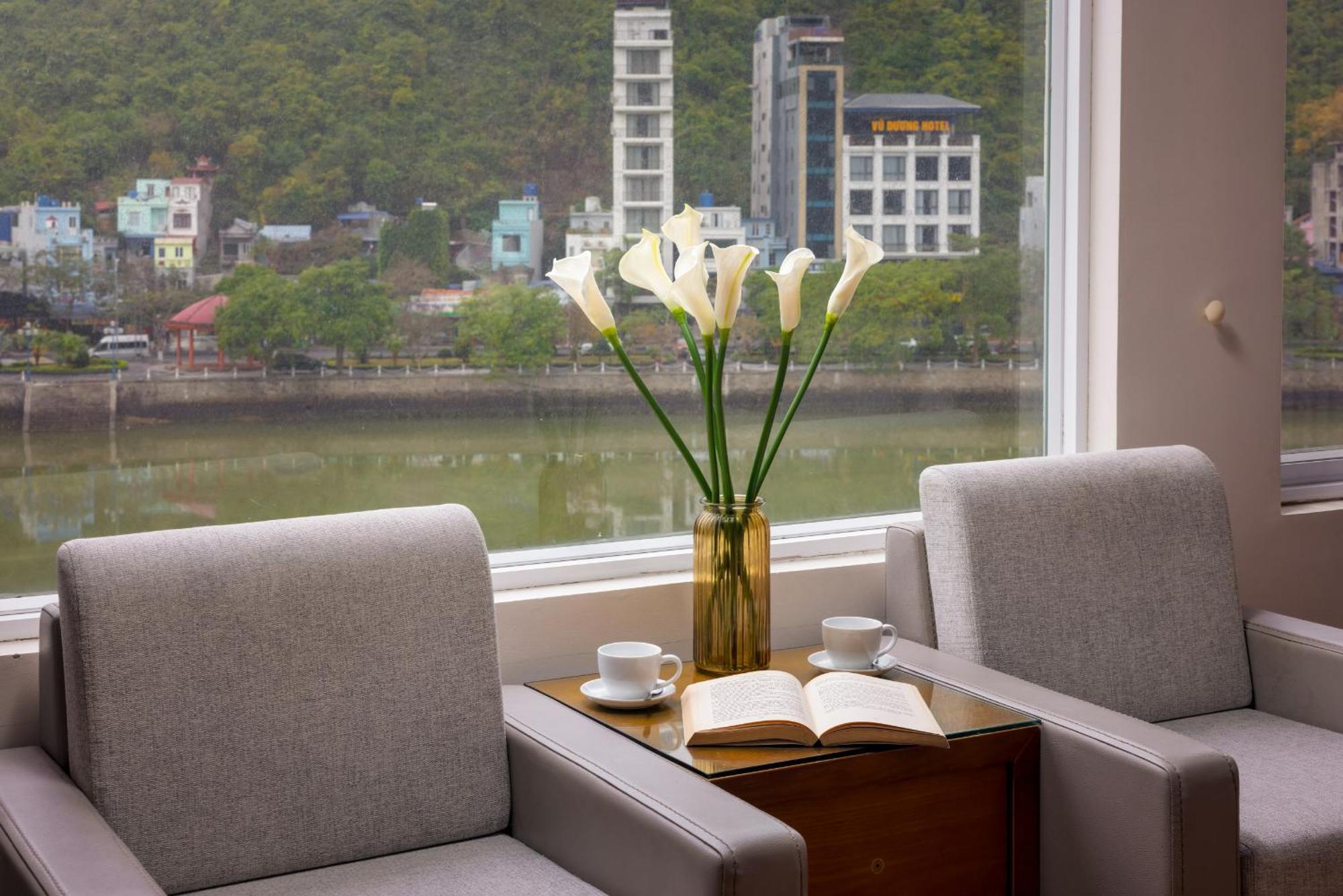 Catba 2 Hotel