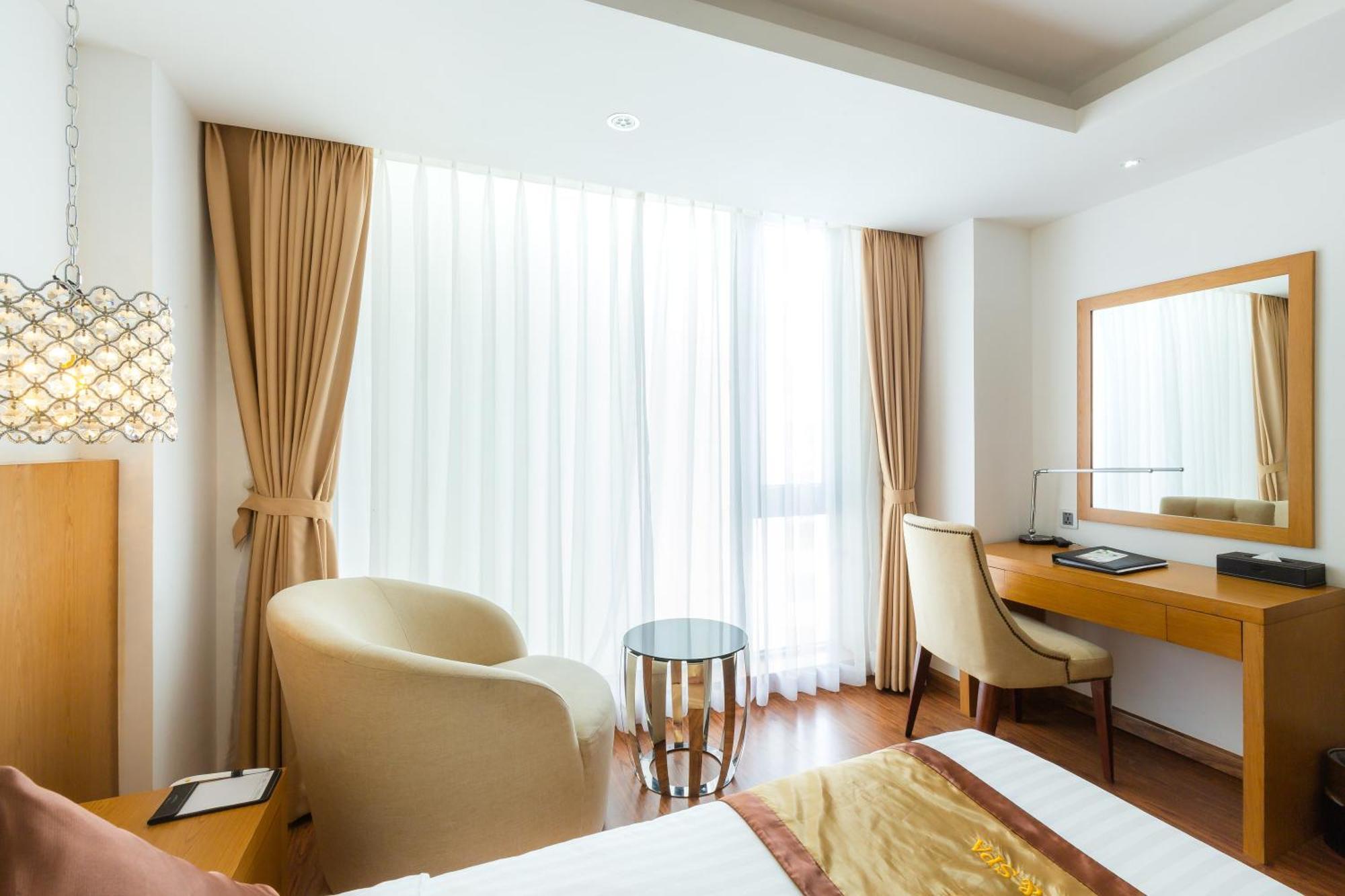 Khách sạn Tnd 4*