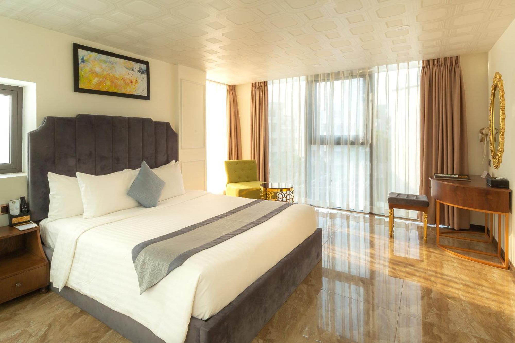 Khách sạn Tnd 4*