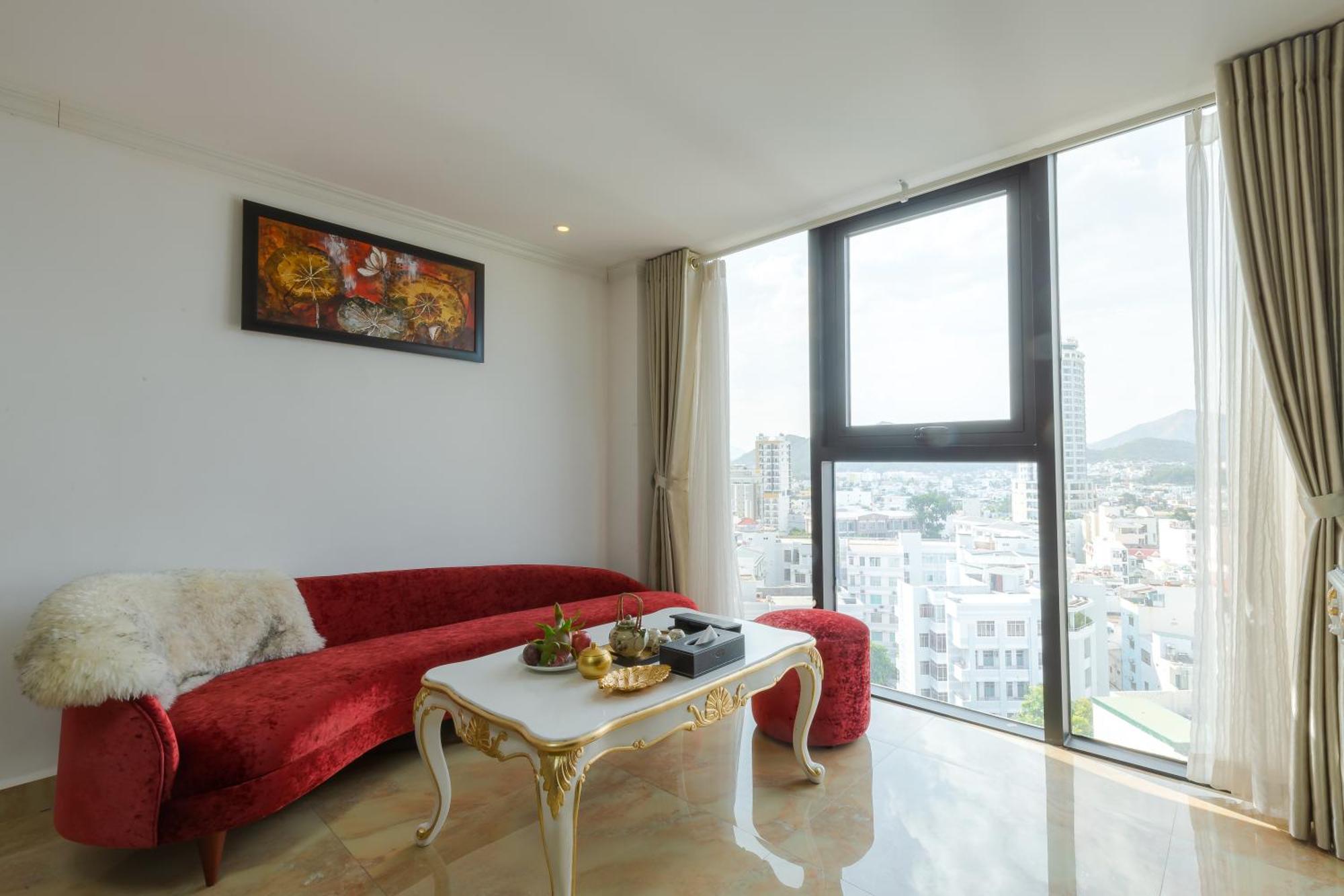 Tnd Khách sạn 4*