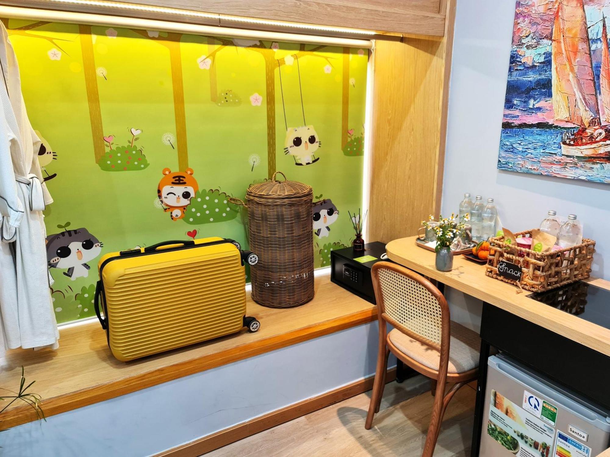 Tom Hill Boutique & 4*