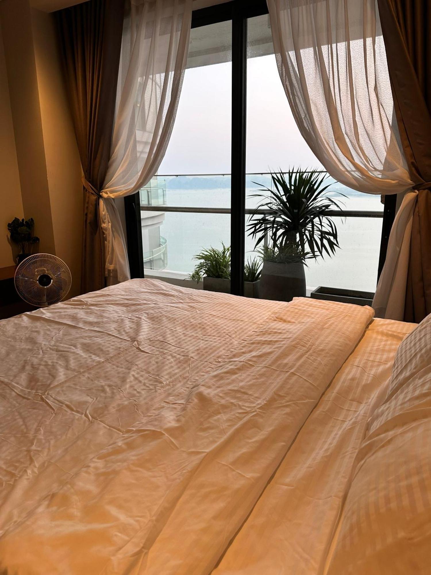 Citadines Seaview Duplex Apartment