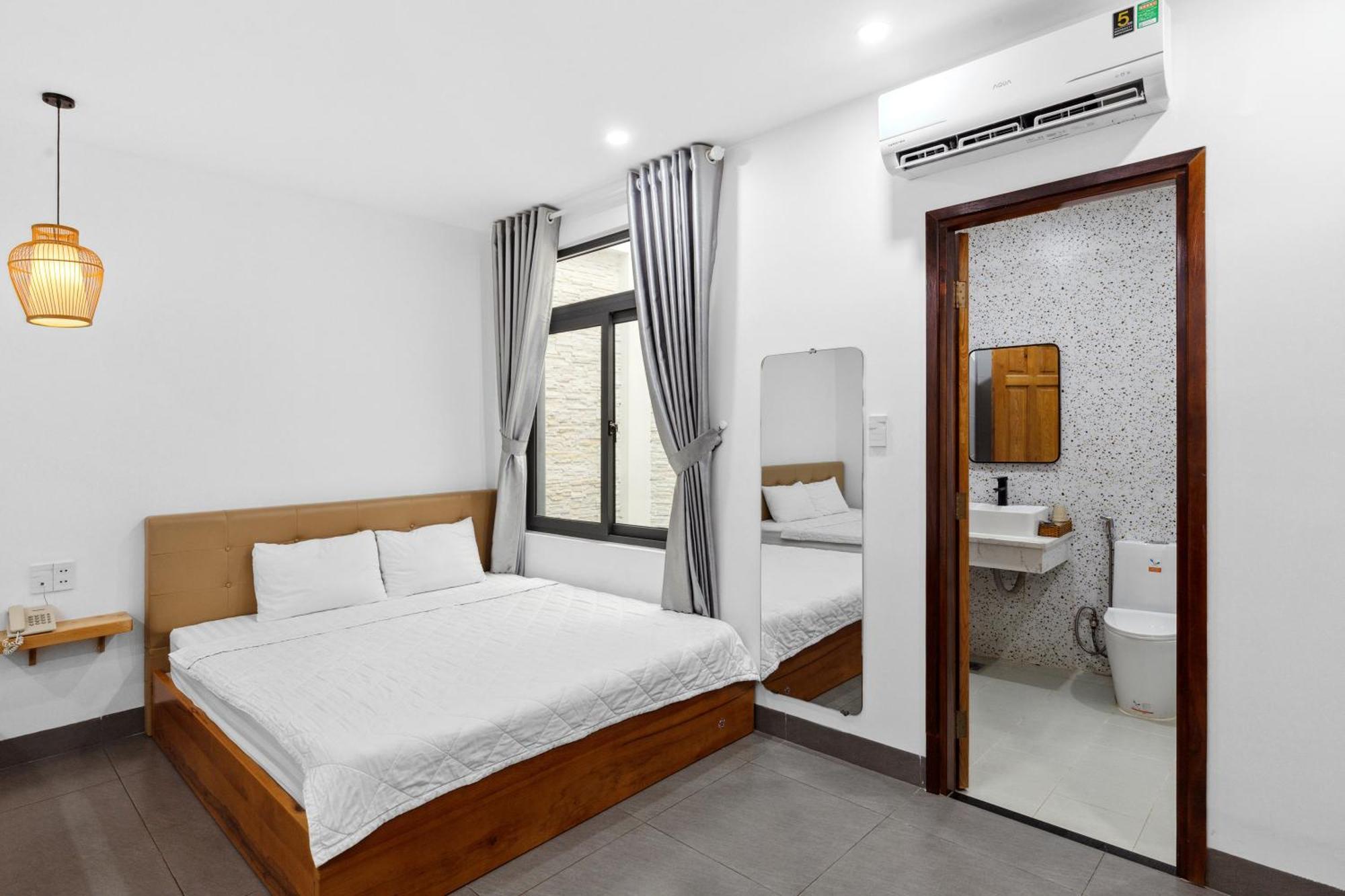 Hotel Mai *