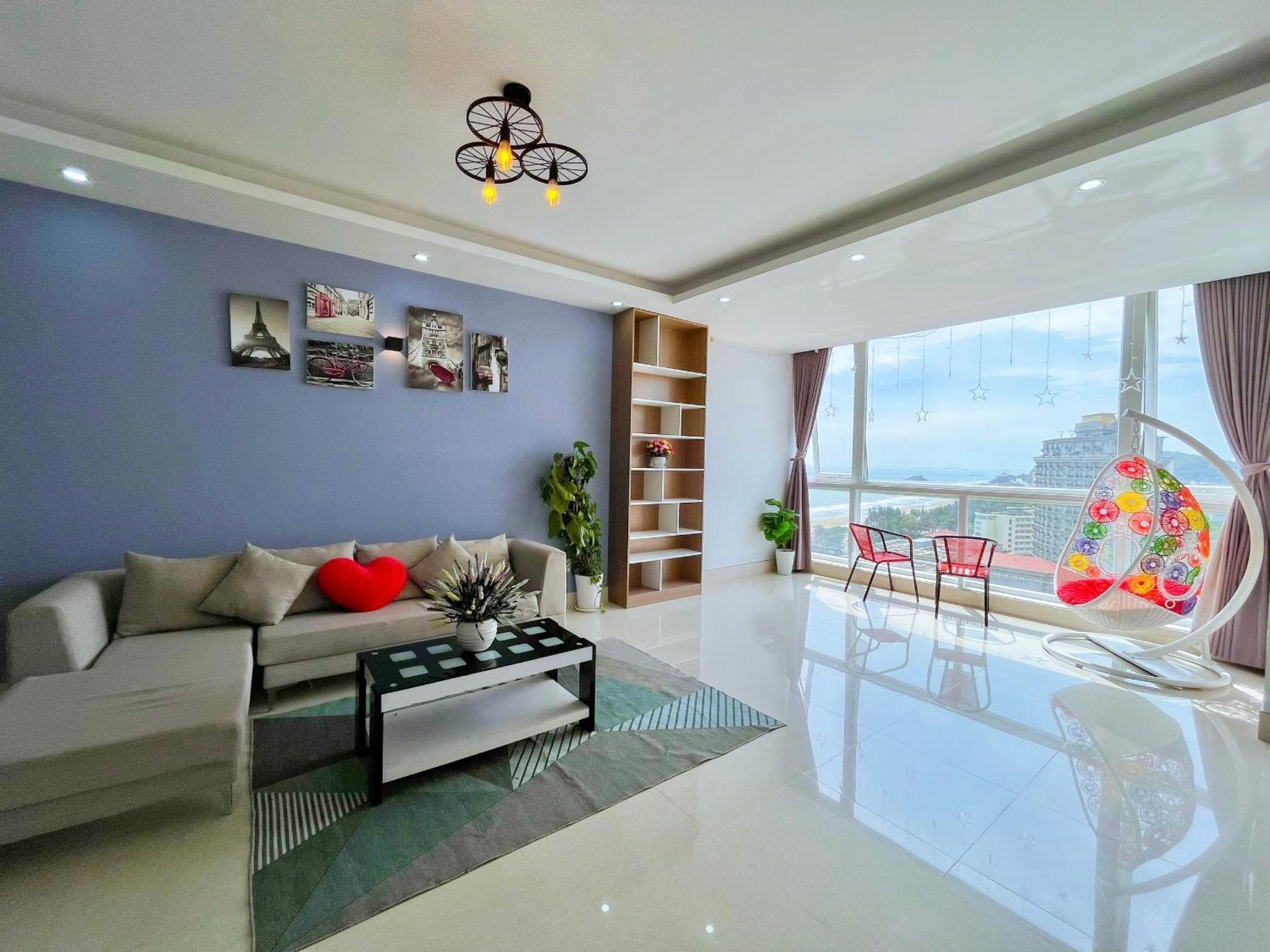 Ho Oasky,3 Phong View Dep Nhin Ra Bien,nui Va Ho Bau Sen *