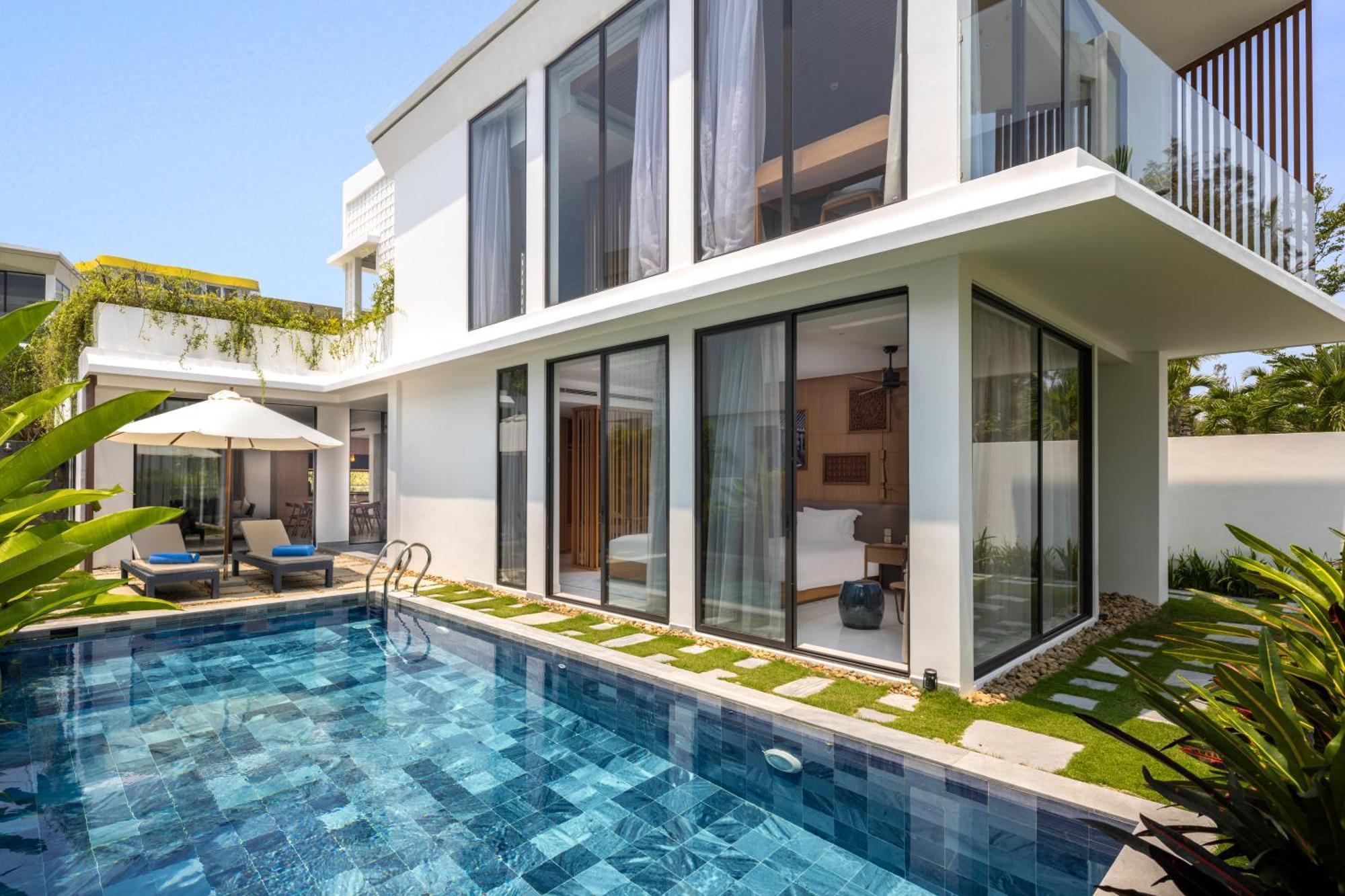 Wyndham Royal Beachfront & Resort Hoi An