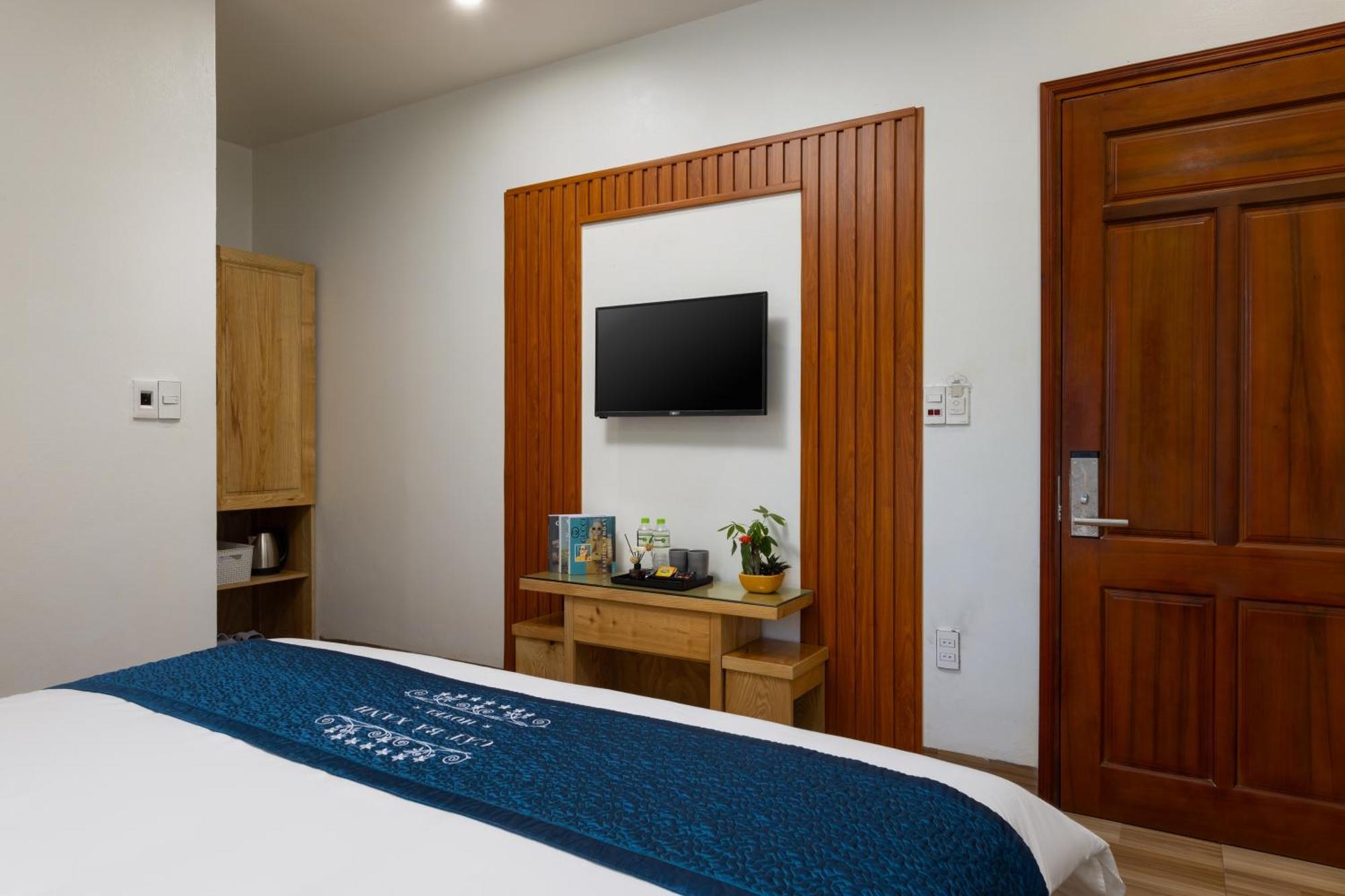Cat Ba Xanh Spring Garden Hotel