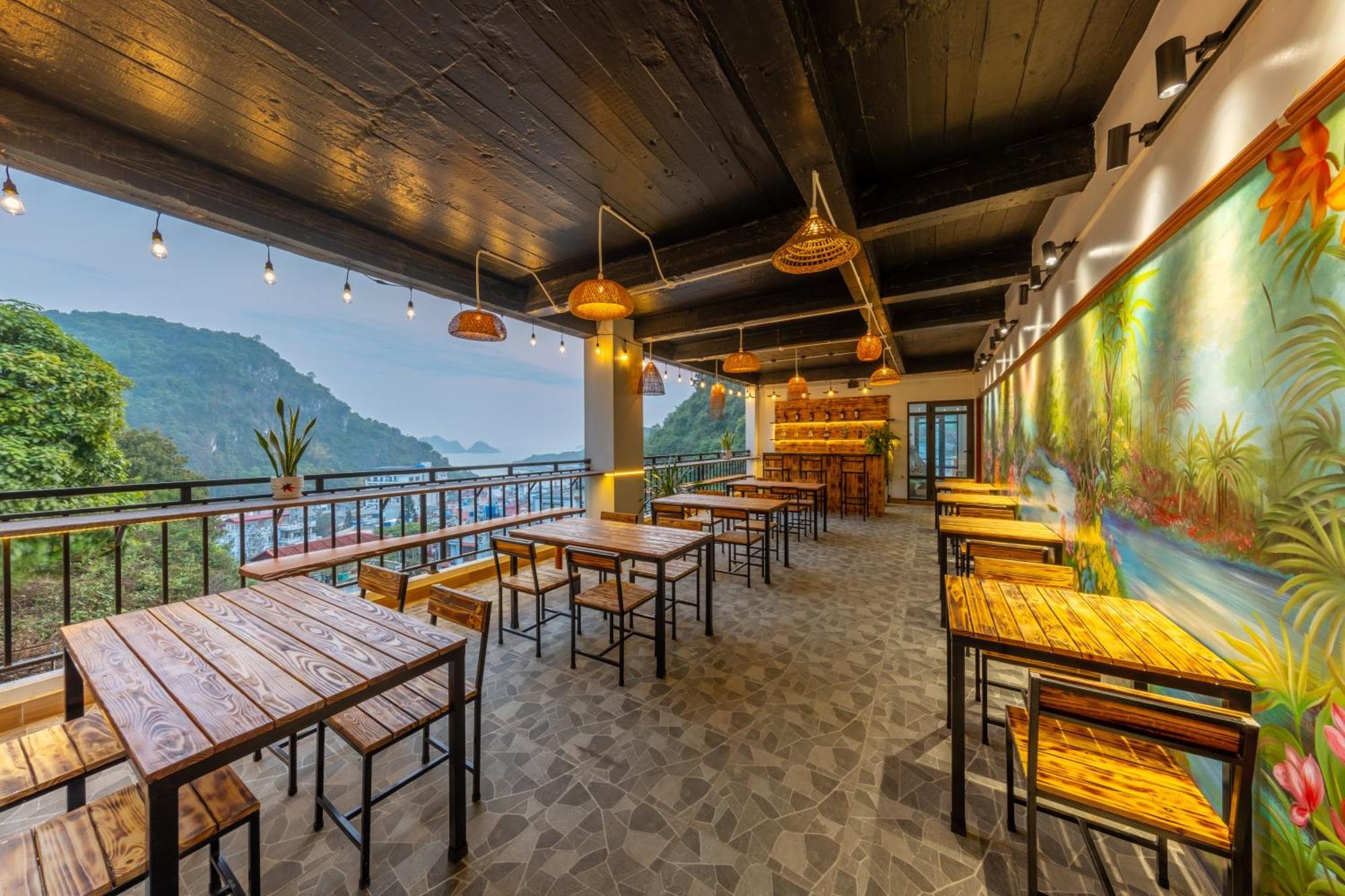 Hotel Cat Ba Xanh Spring Garden