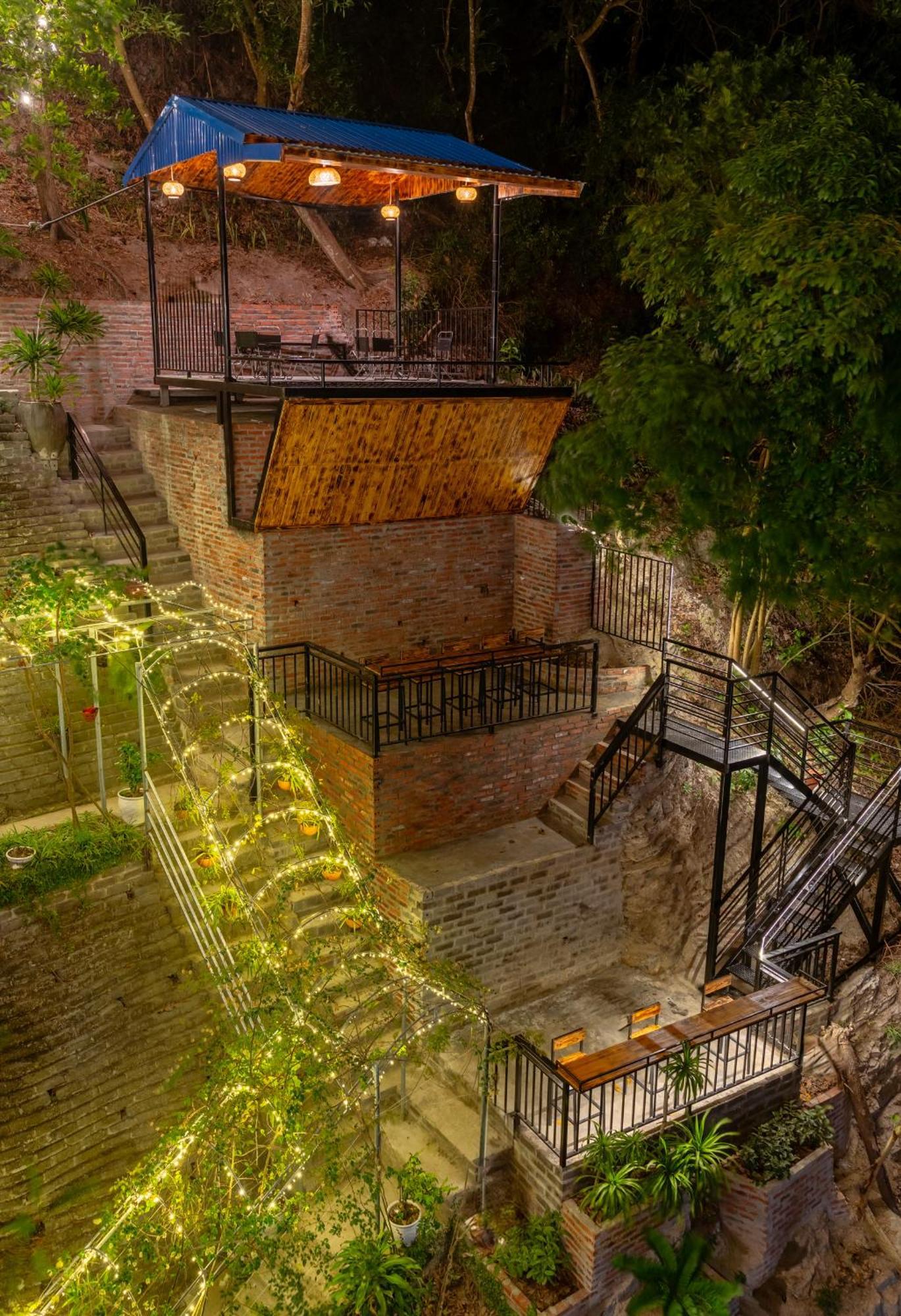 Cat Ba Xanh Spring Garden 3* Dong Khe Sau