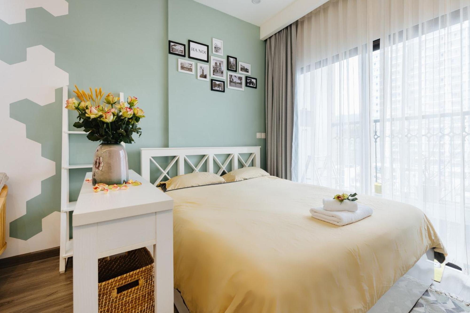 Pearland D'eldorado Tay Ho Apartment *