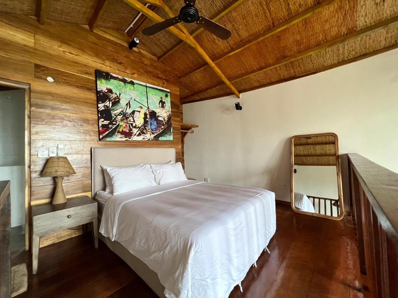 Gasthof Rorys Bar Phú Quốc