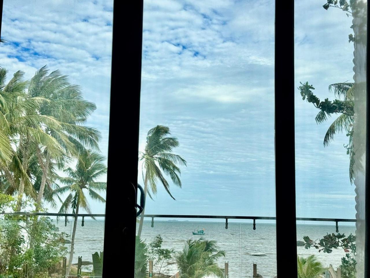 Khalid's House At The East Coast *