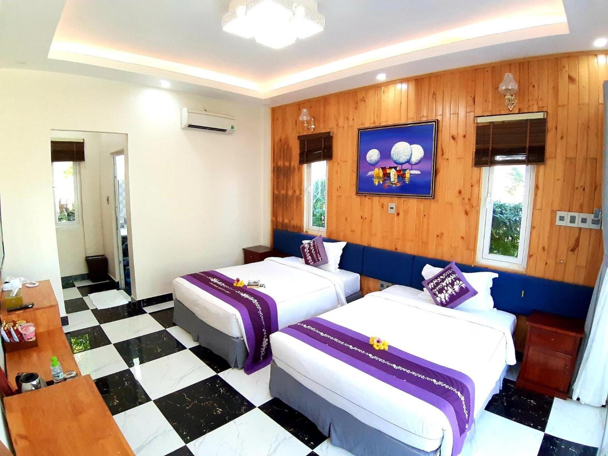 Hotel Sweethome & 3*