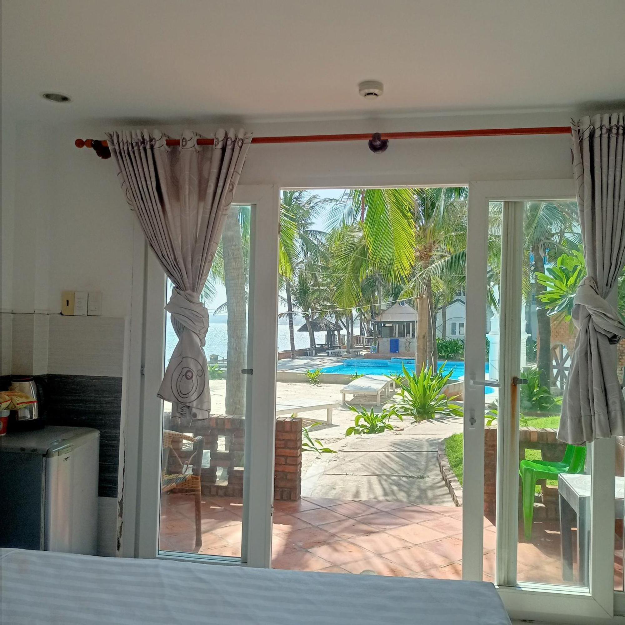 Resort Paradise